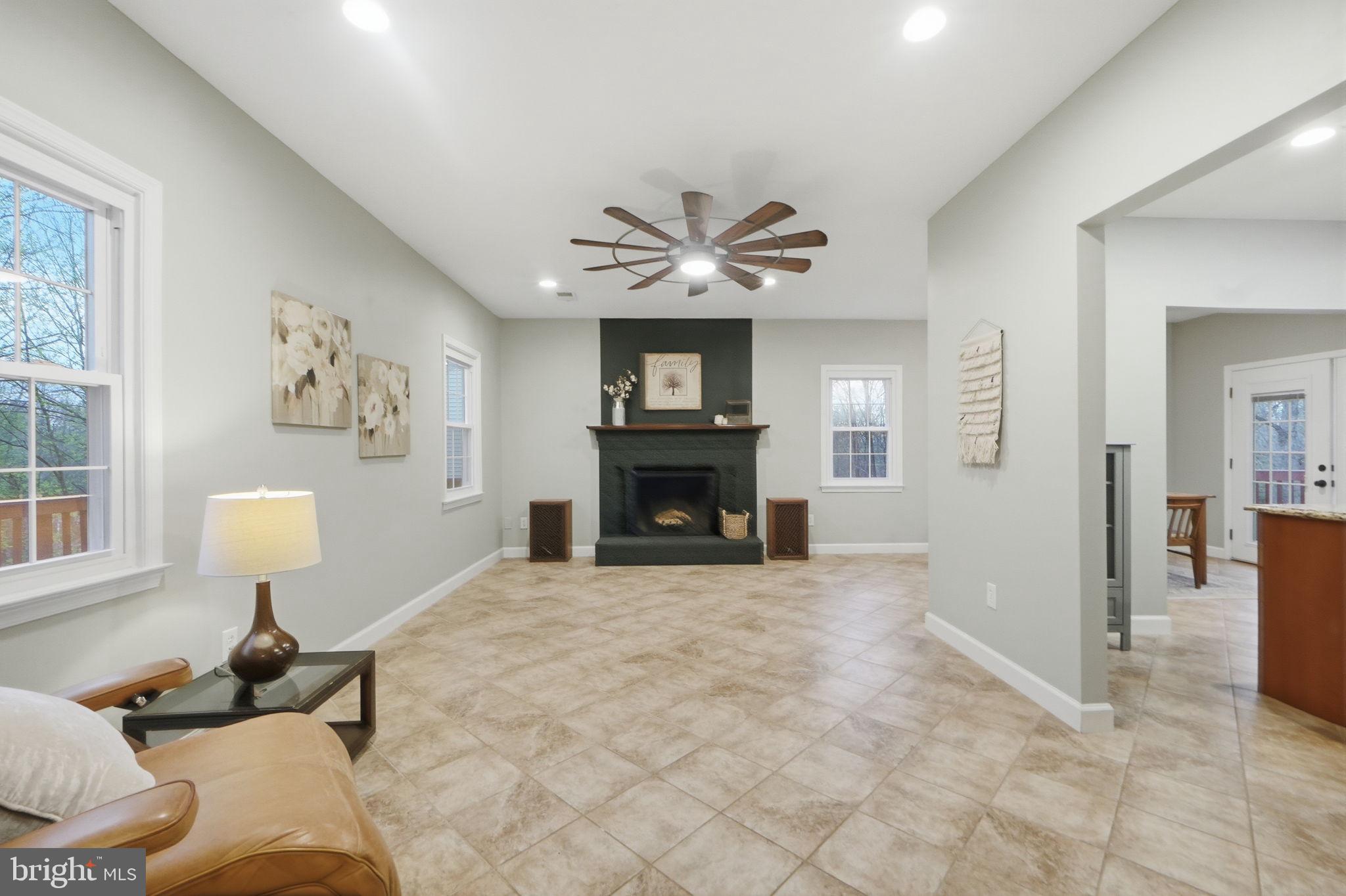 AQUIA HARBOUR - Residential