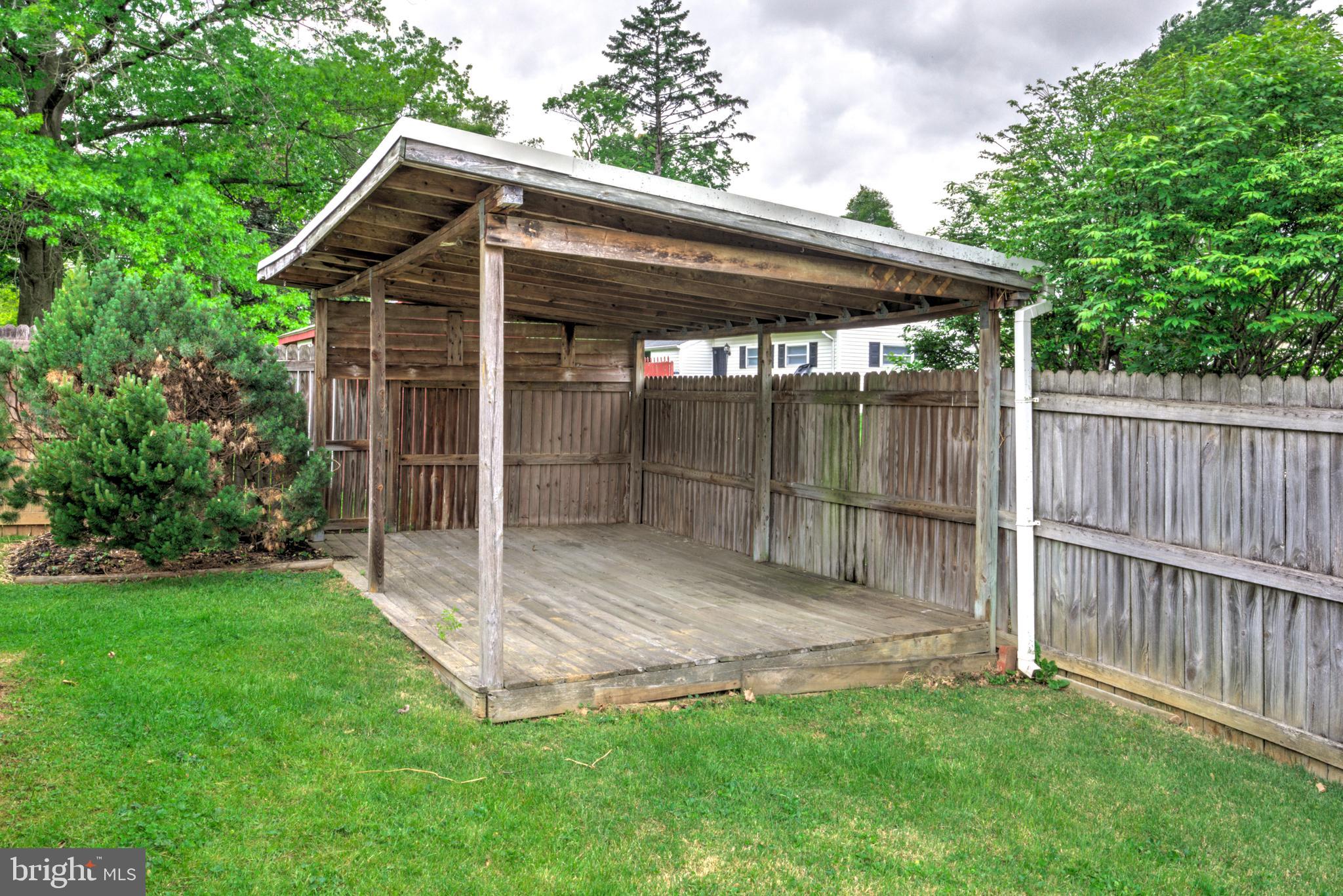 EAST HEMPFIELD TWP - Residential