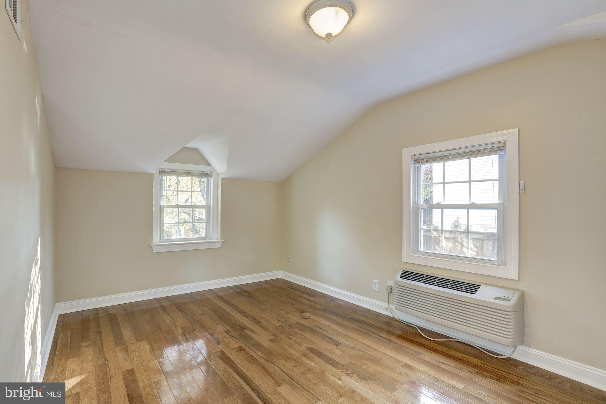 CHEVY CHASE - Residential Lease