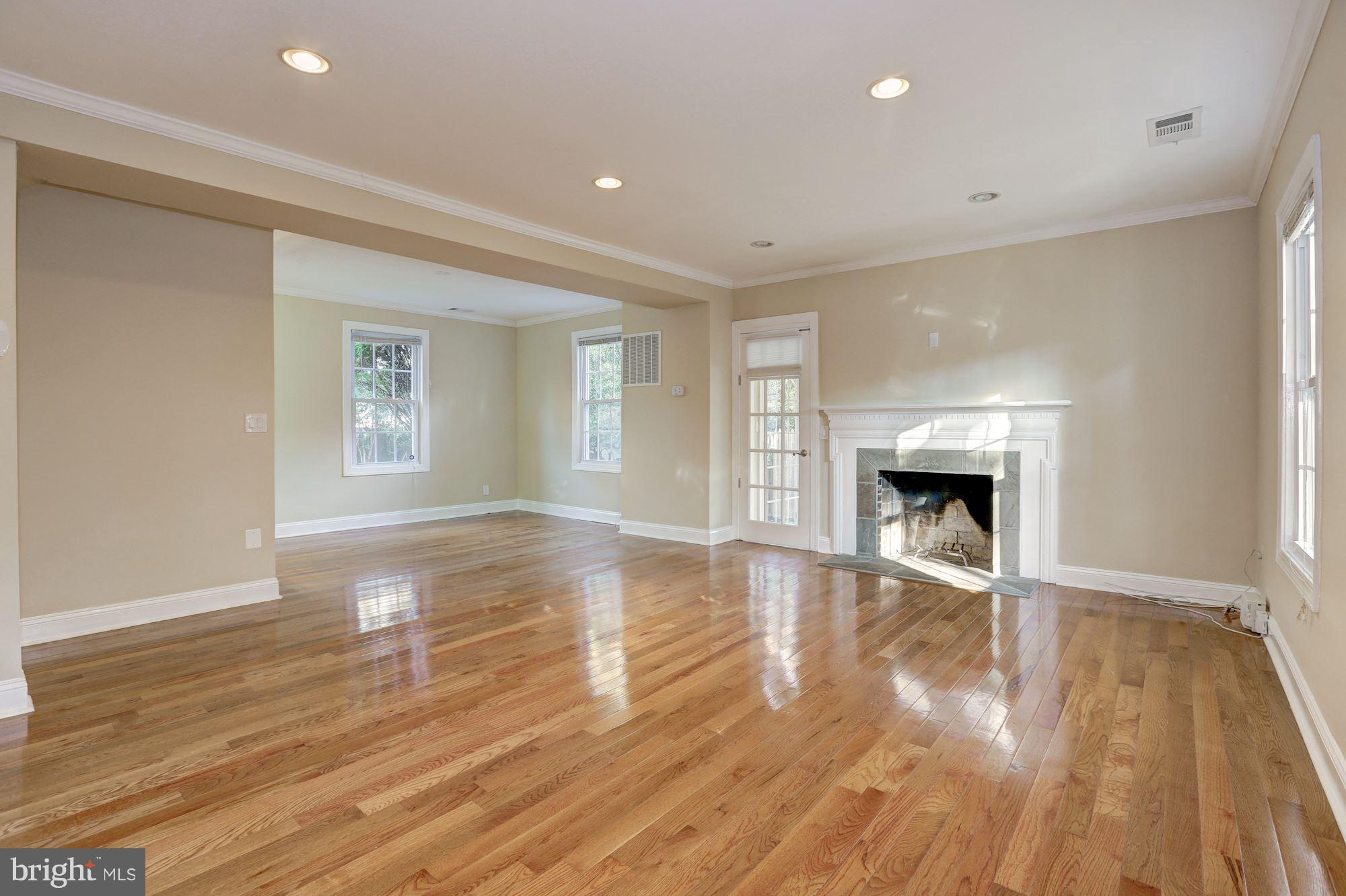 CHEVY CHASE - Residential Lease