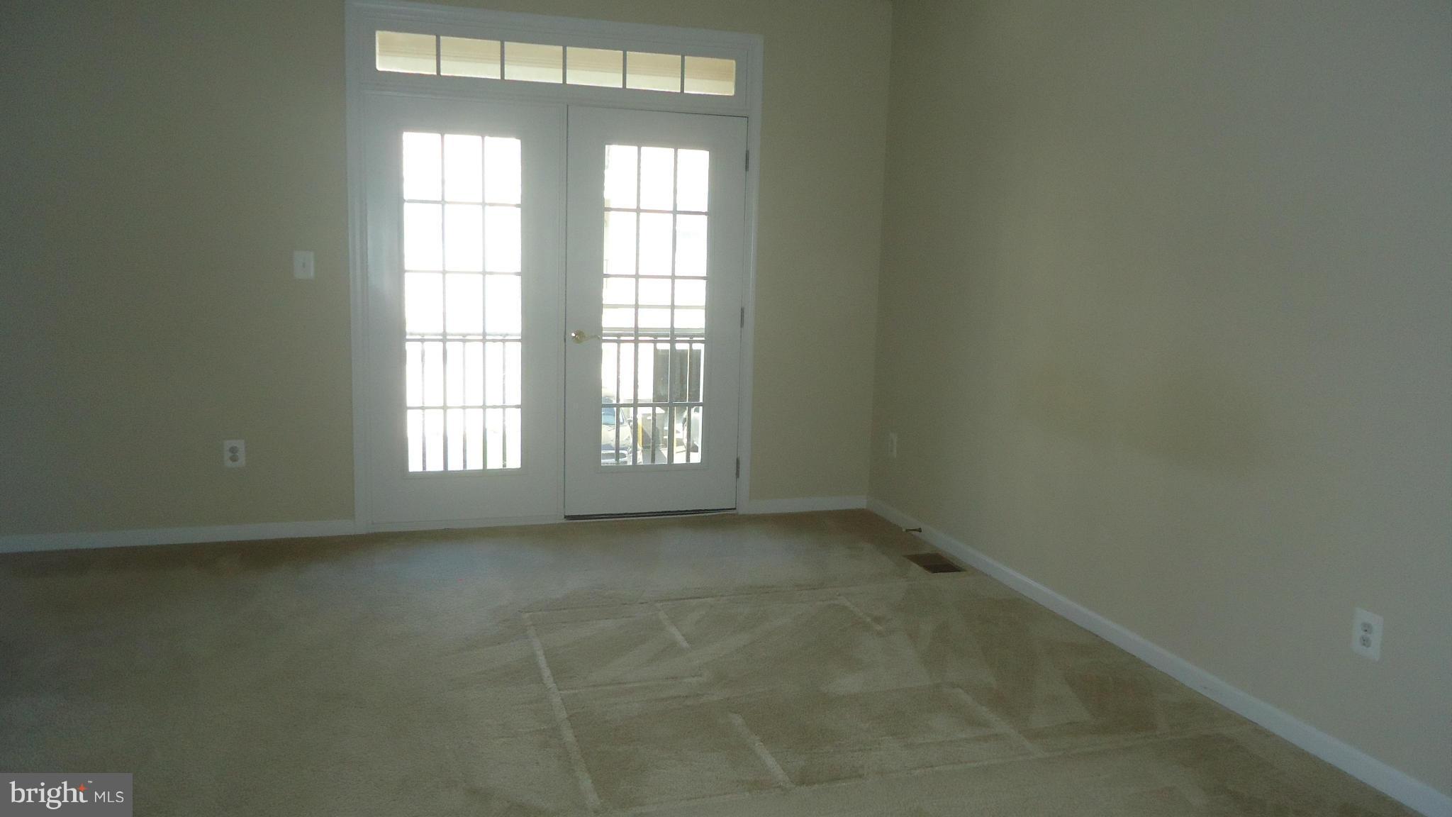 RESIDENCES AT BRAMBLETON - Residential Lease