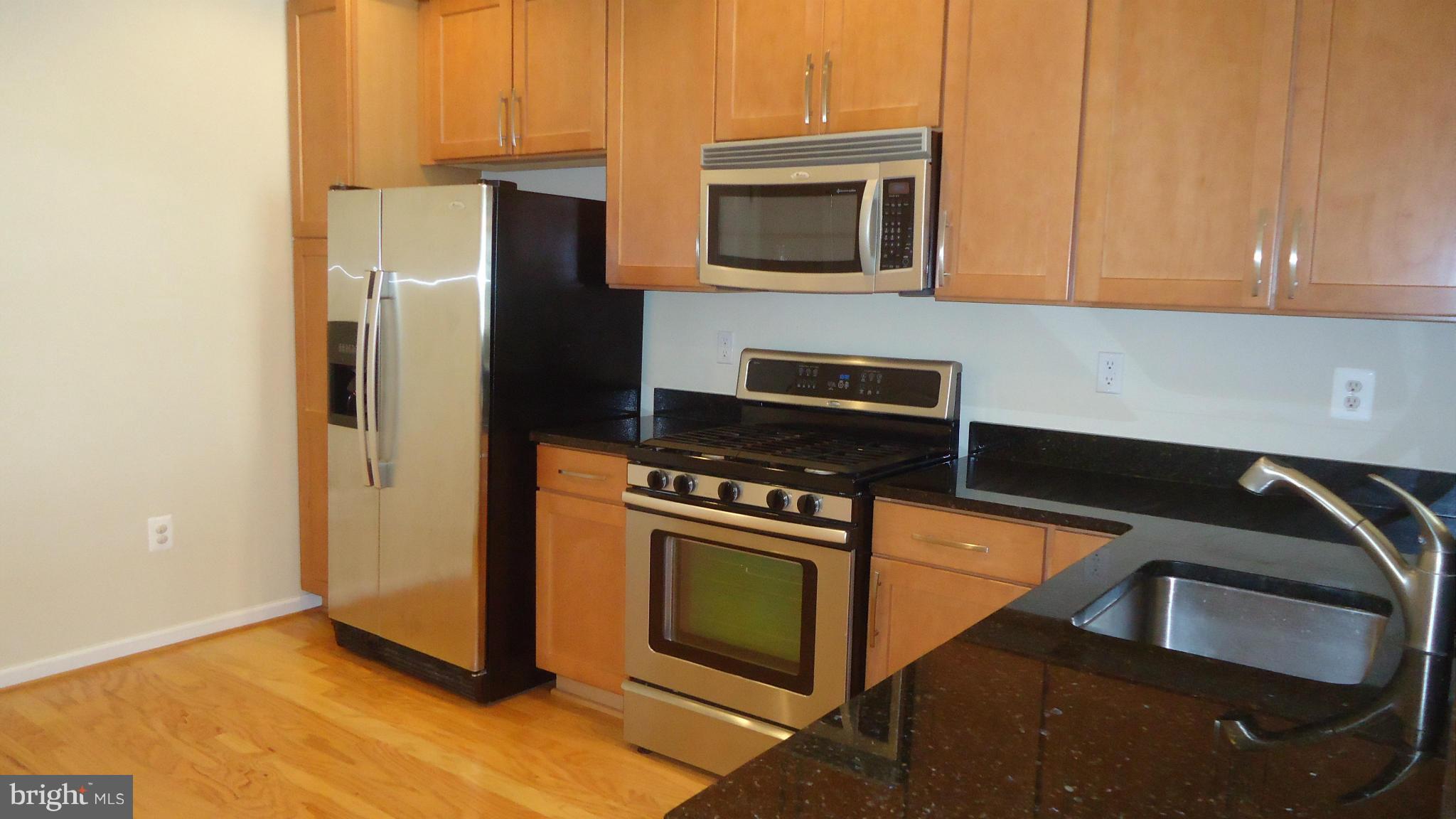 RESIDENCES AT BRAMBLETON - Residential Lease