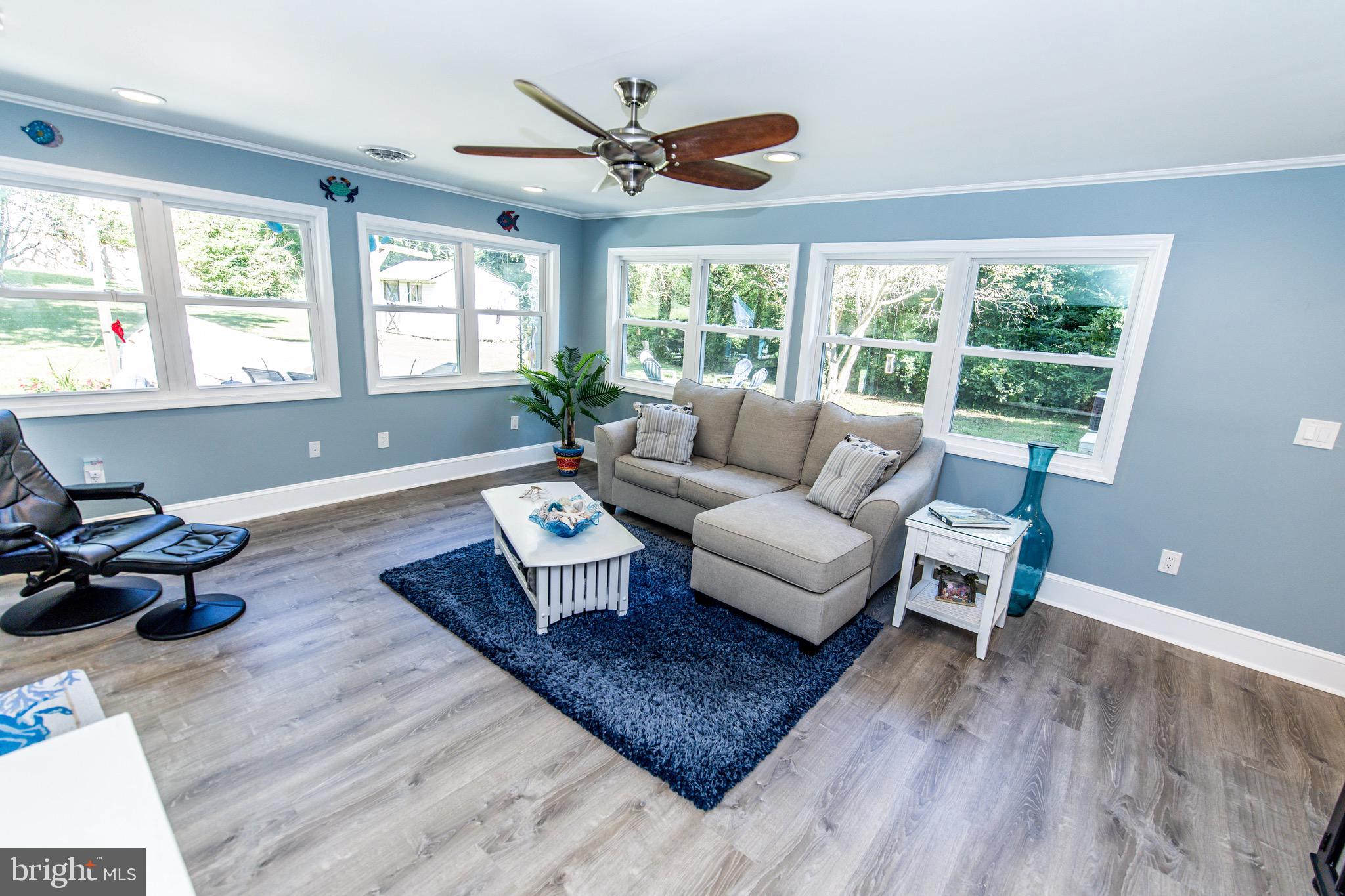 HOLLY HILL HARBOR - Residential