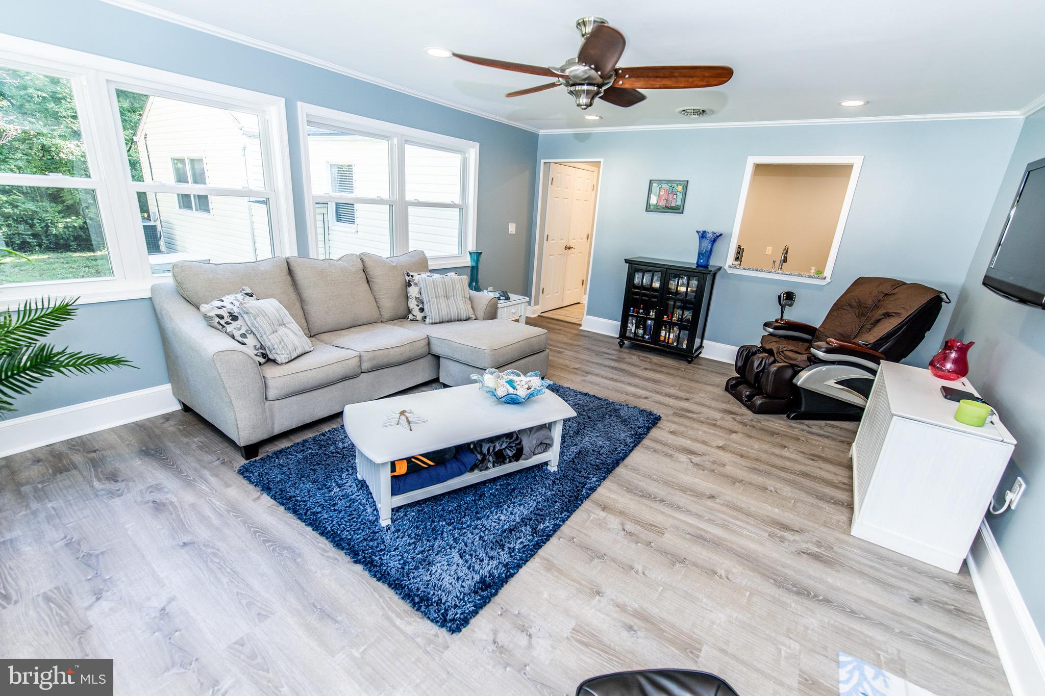 HOLLY HILL HARBOR - Residential