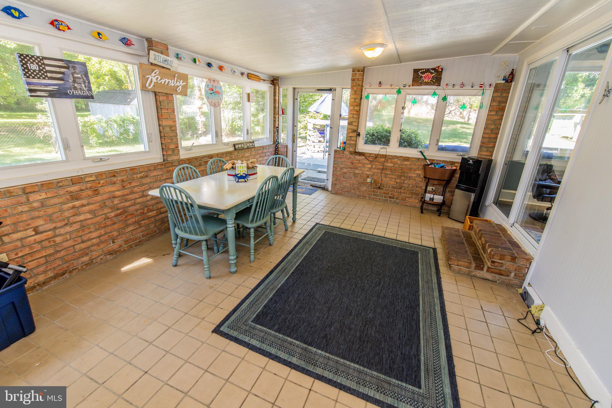 HOLLY HILL HARBOR - Residential