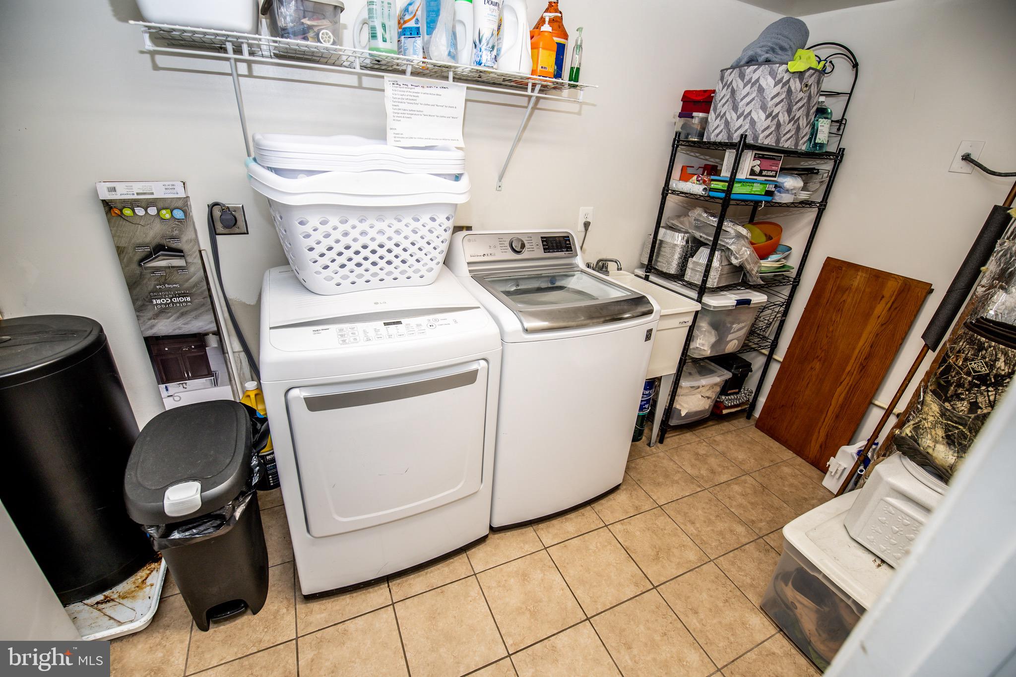 HOLLY HILL HARBOR - Residential