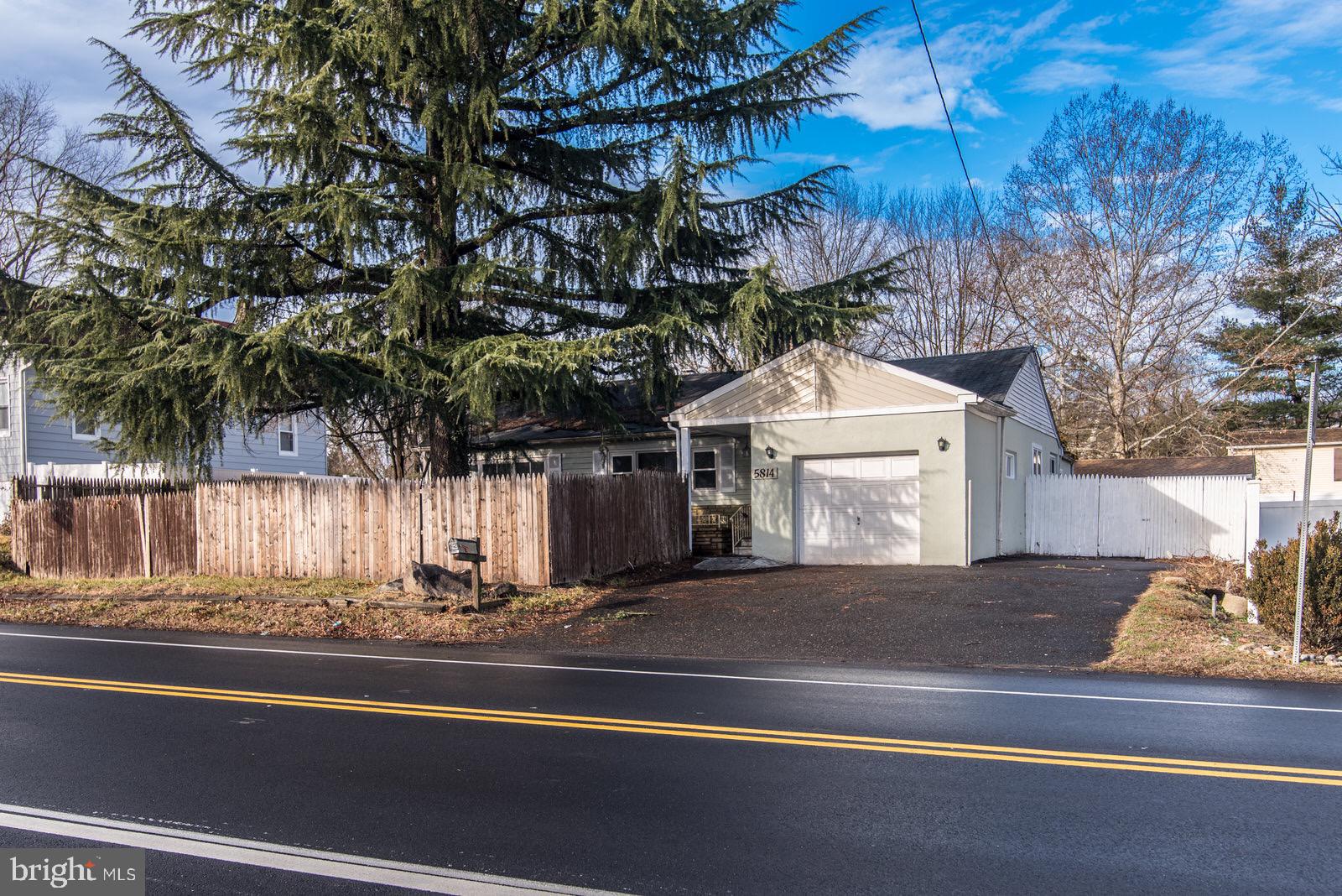 NEWPORTVILLE - Residential