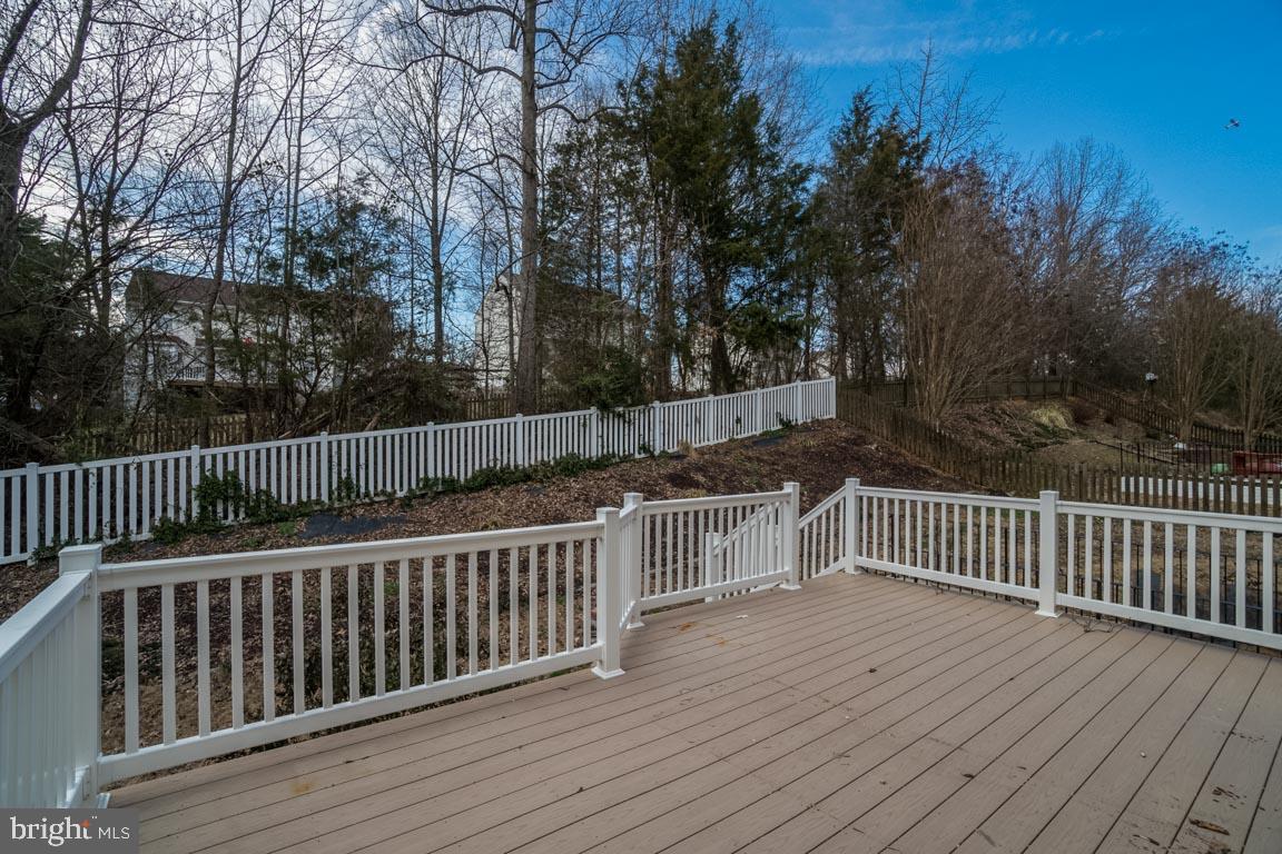 LEE'S CROSSING - Residential