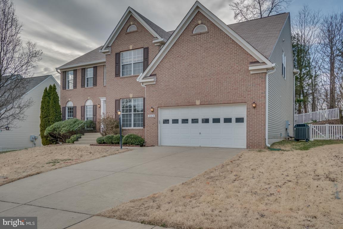 LEE'S CROSSING - Residential