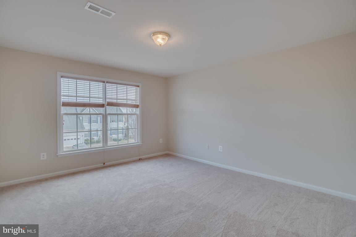 LEE'S CROSSING - Residential