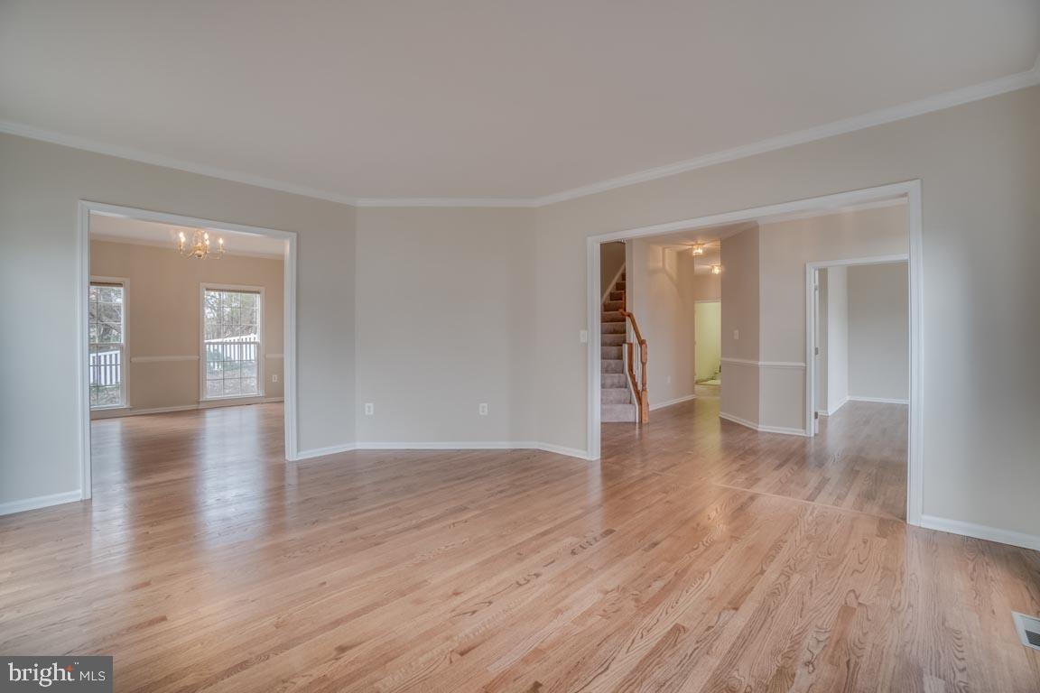 LEE'S CROSSING - Residential