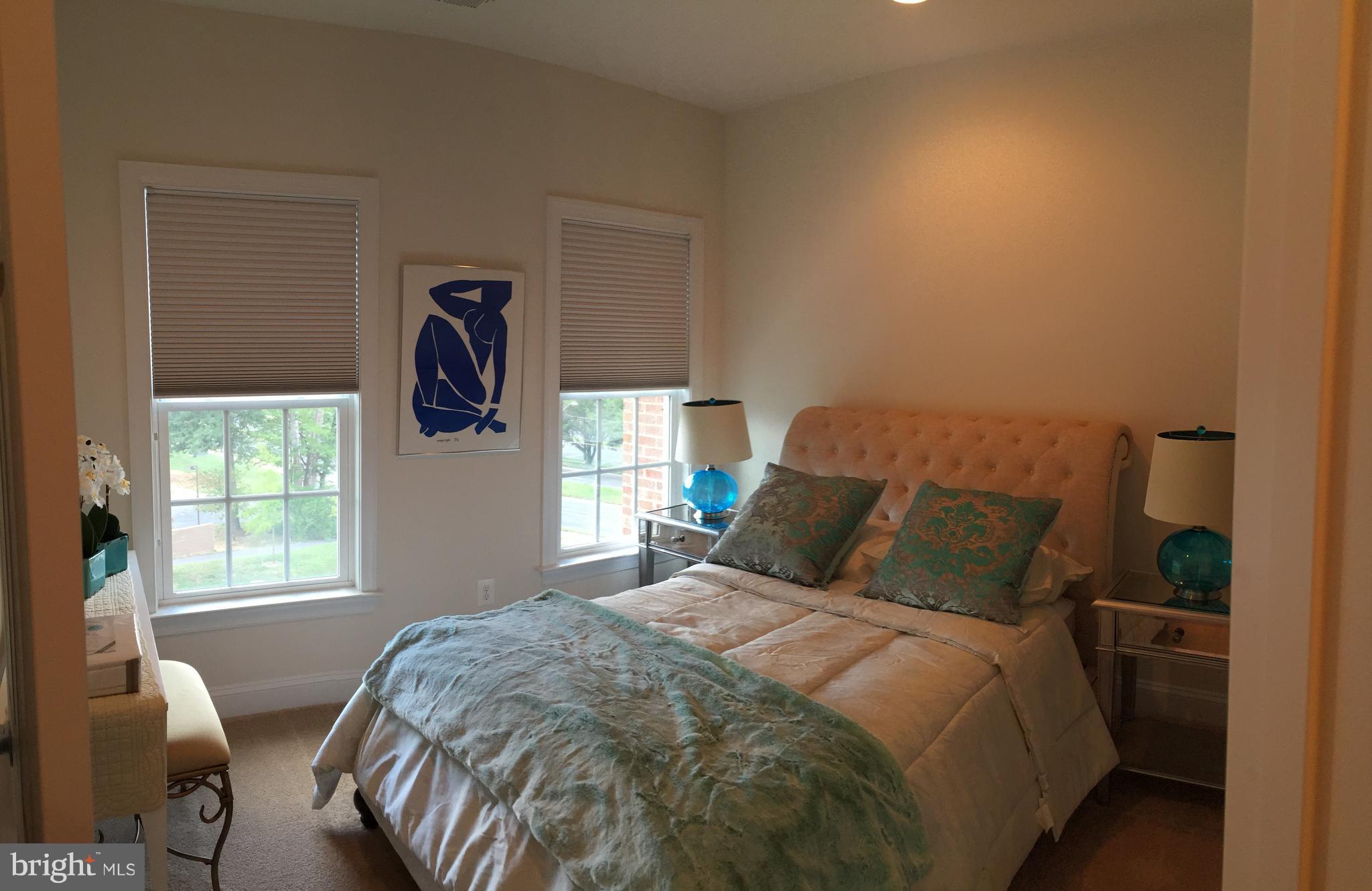 WHITESTONE MARSHALL HEIGHTS - Residential Lease