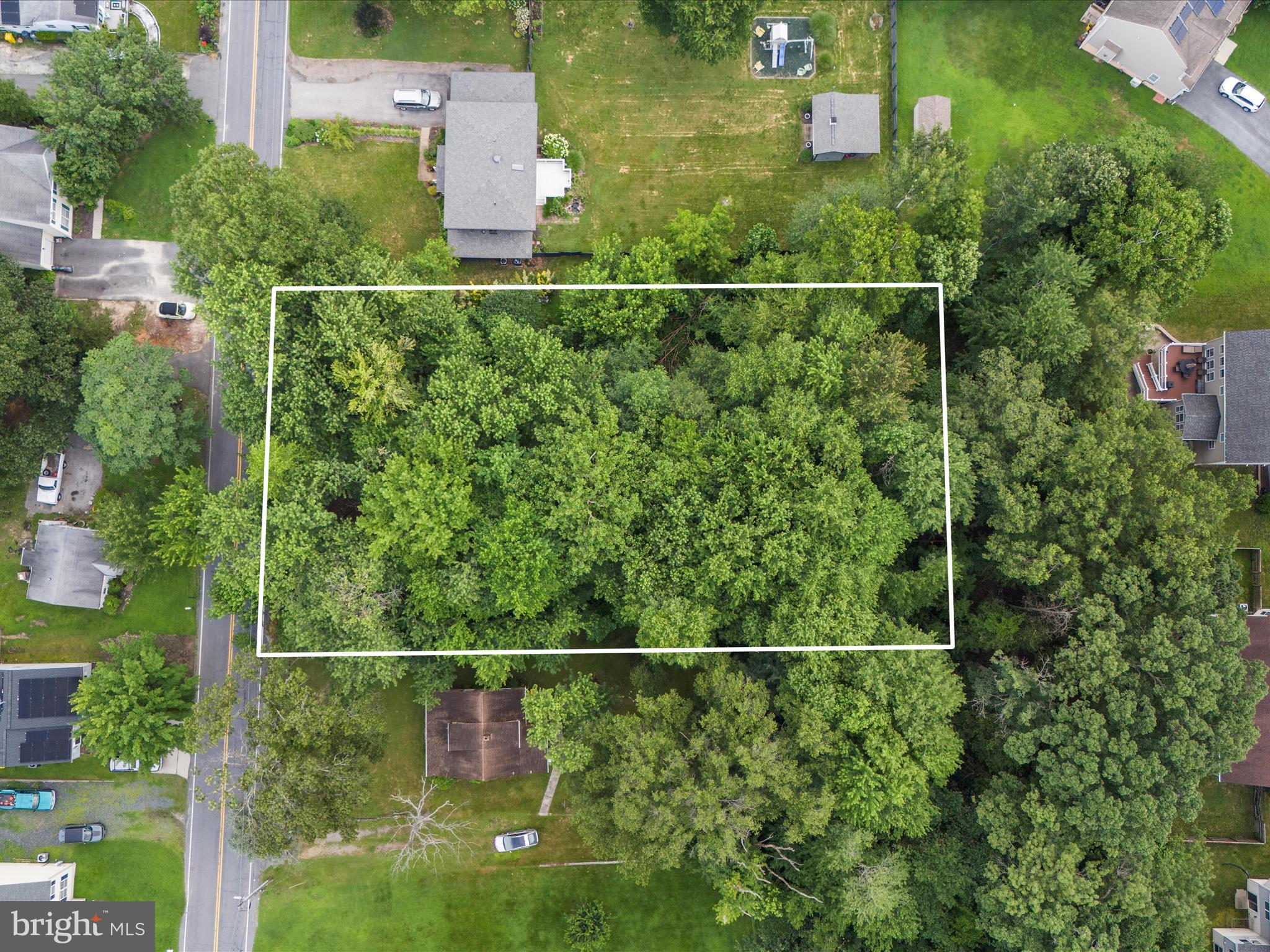 8129 ELIZABETH ROAD