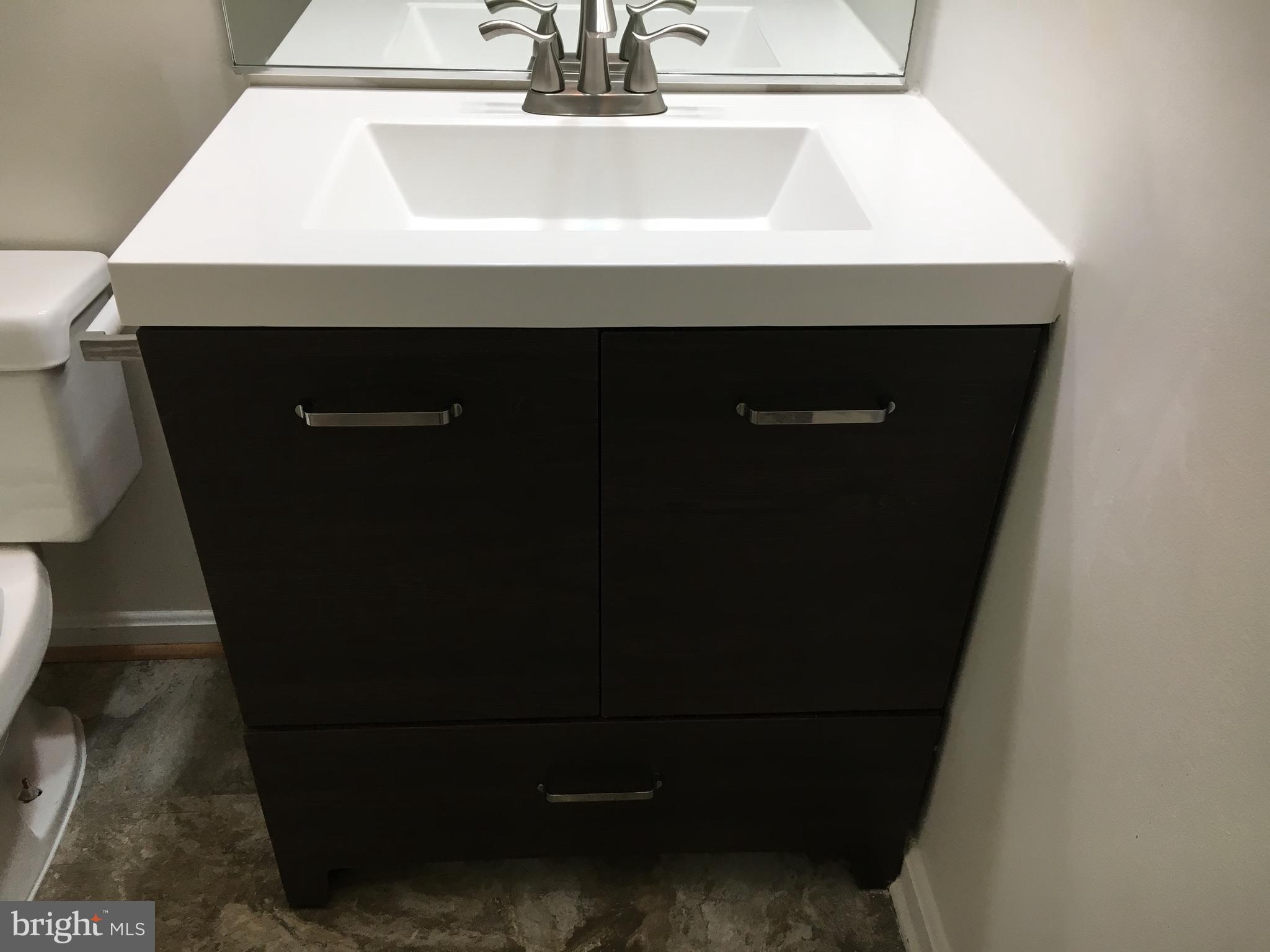 KINGSTOWNE - Residential Lease