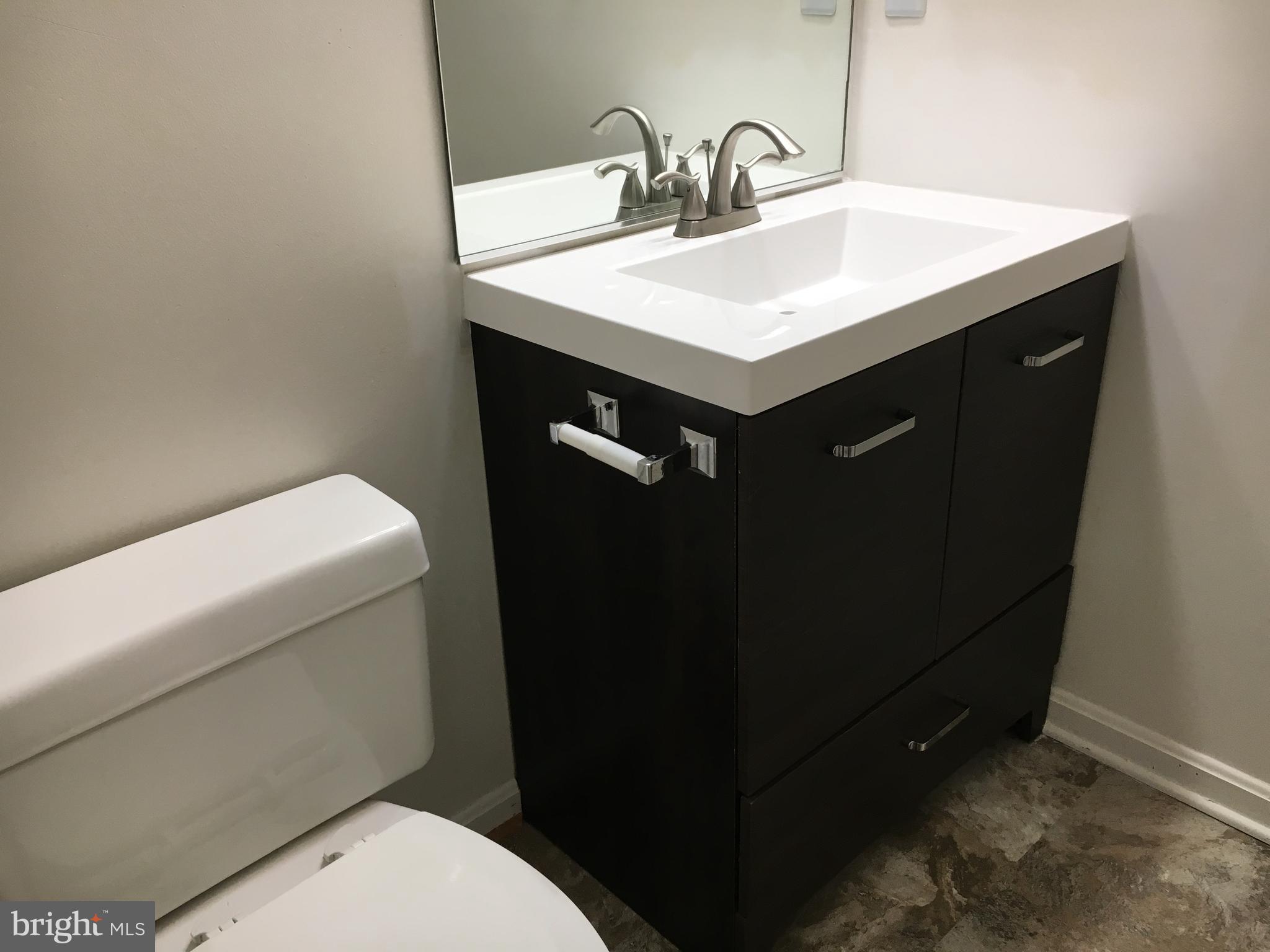 KINGSTOWNE - Residential Lease