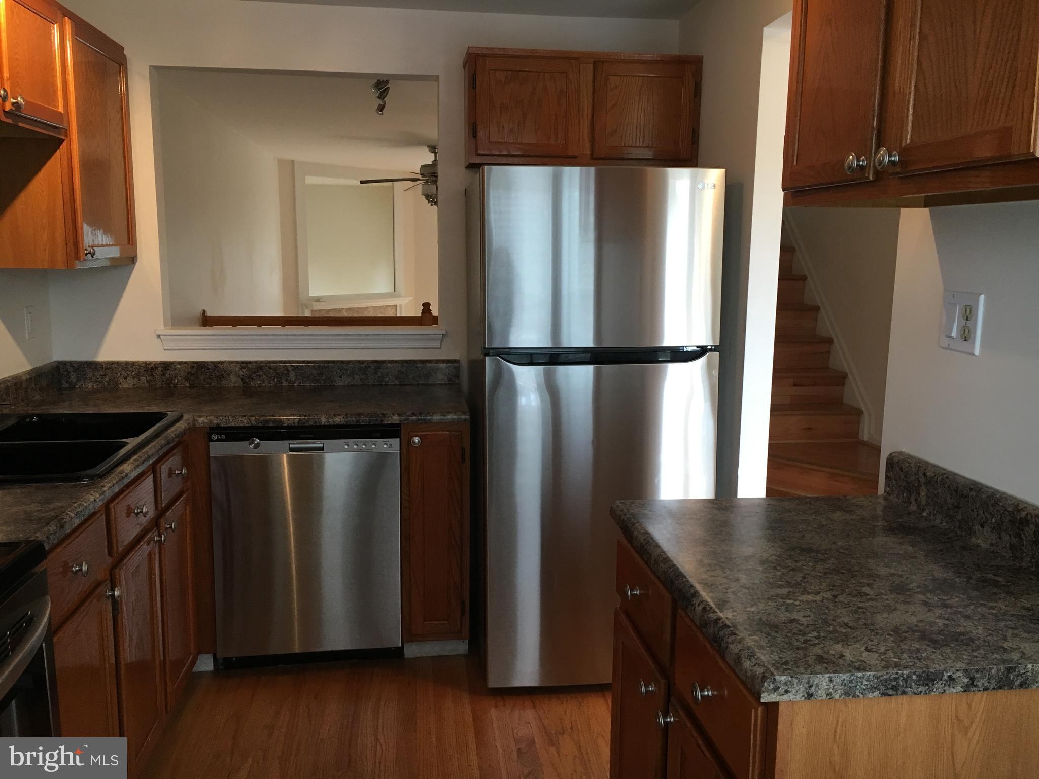 KINGSTOWNE - Residential Lease