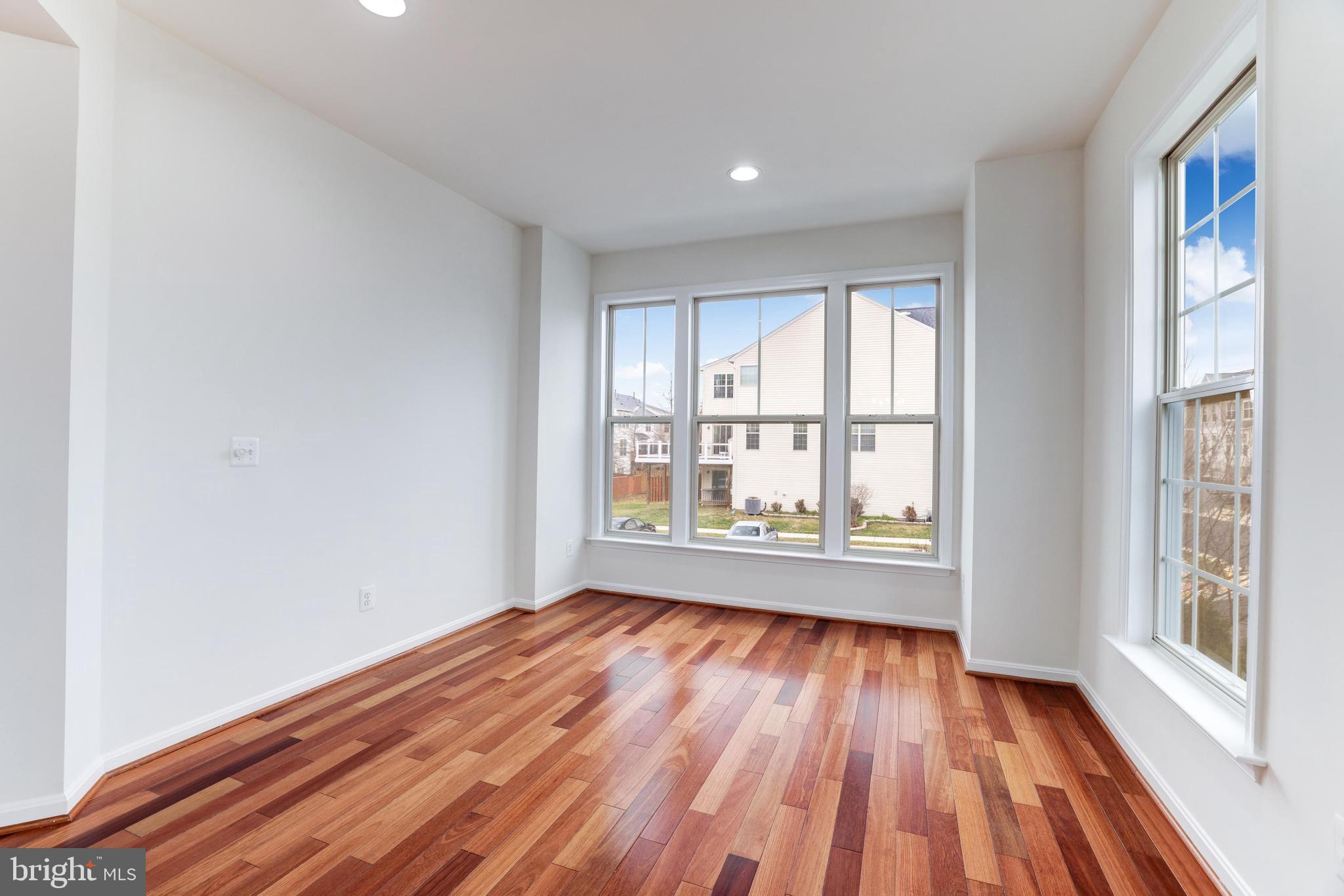 ALEXANDERS CHASE - Residential Lease