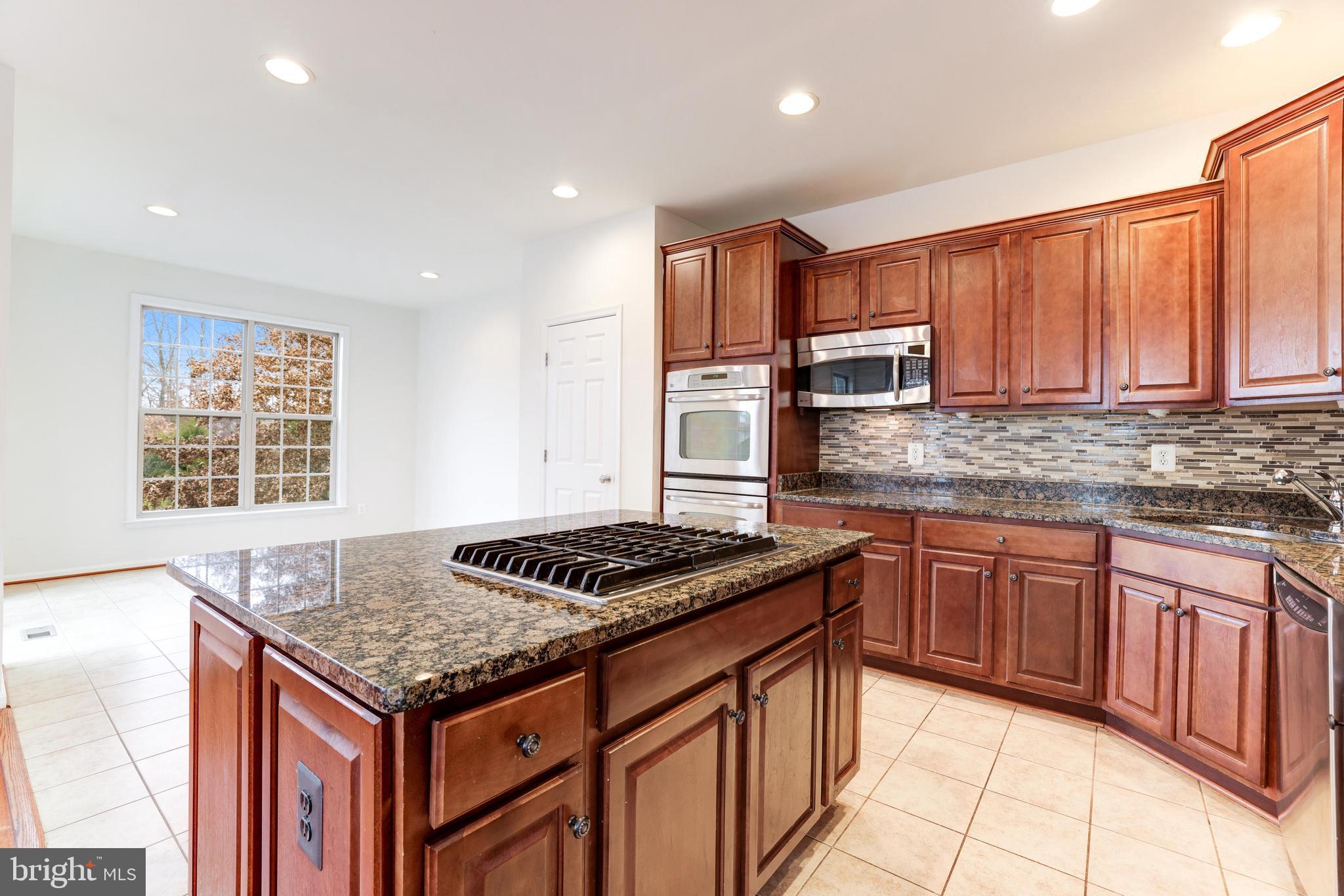 ALEXANDERS CHASE - Residential Lease