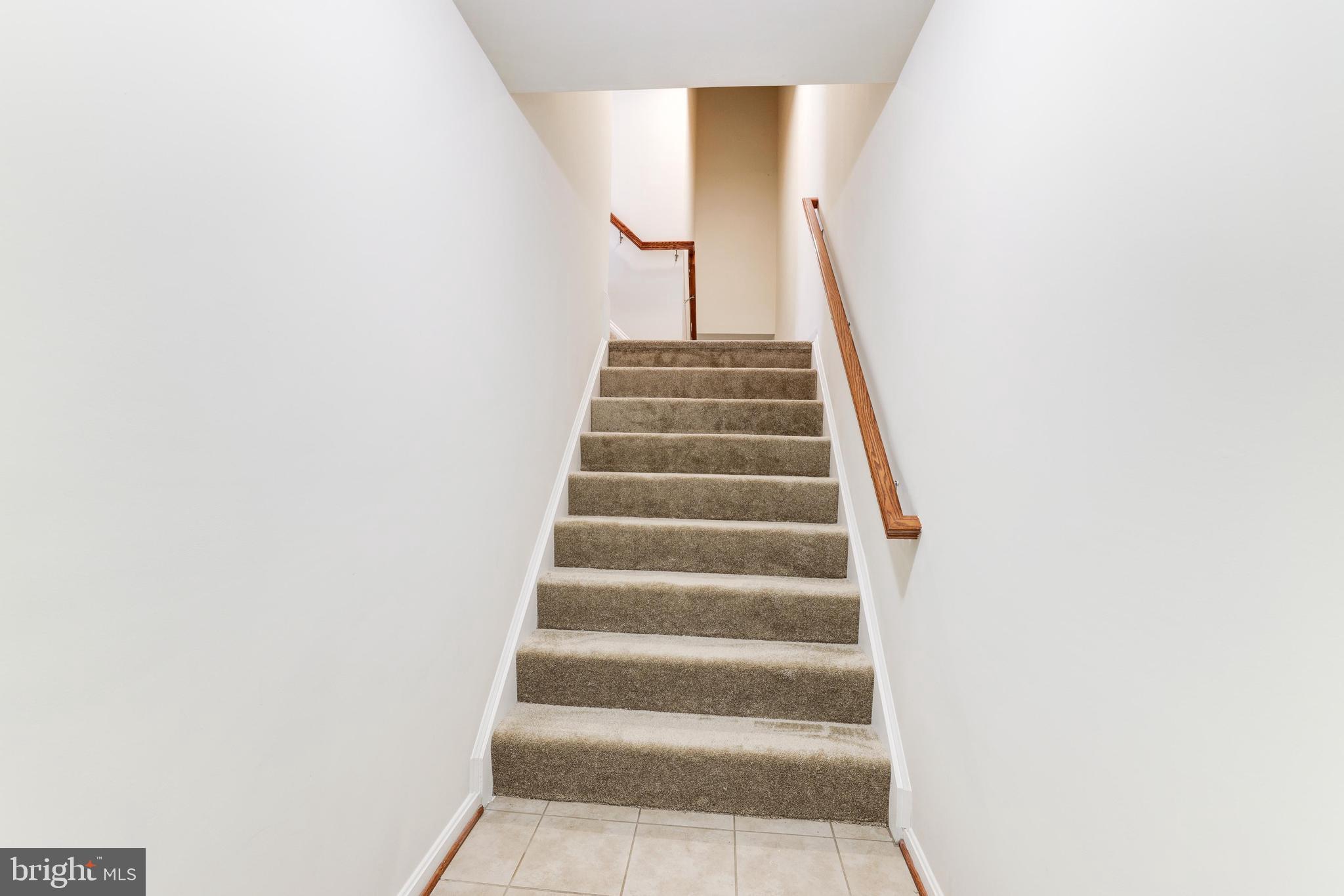 ALEXANDERS CHASE - Residential Lease