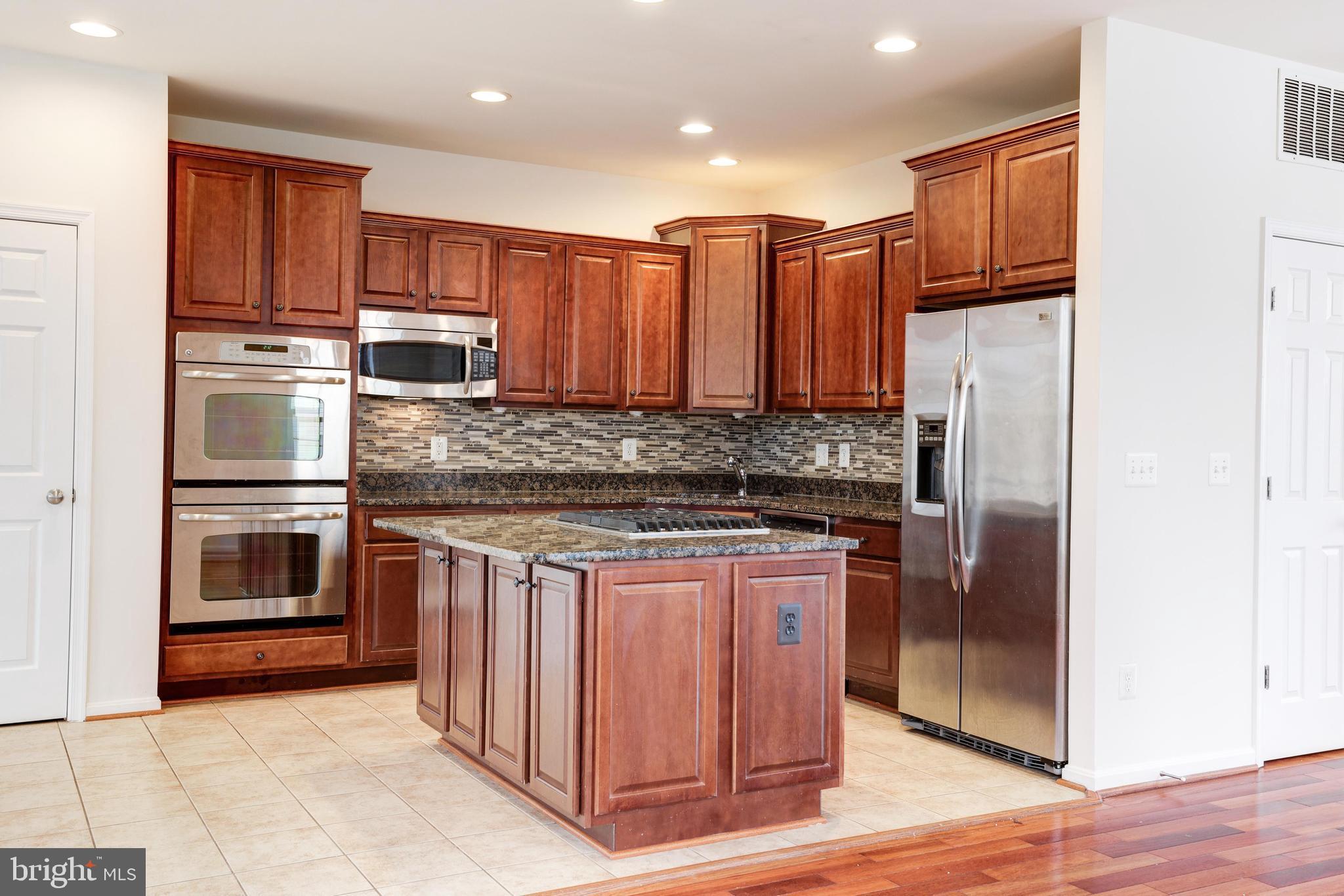 ALEXANDERS CHASE - Residential Lease