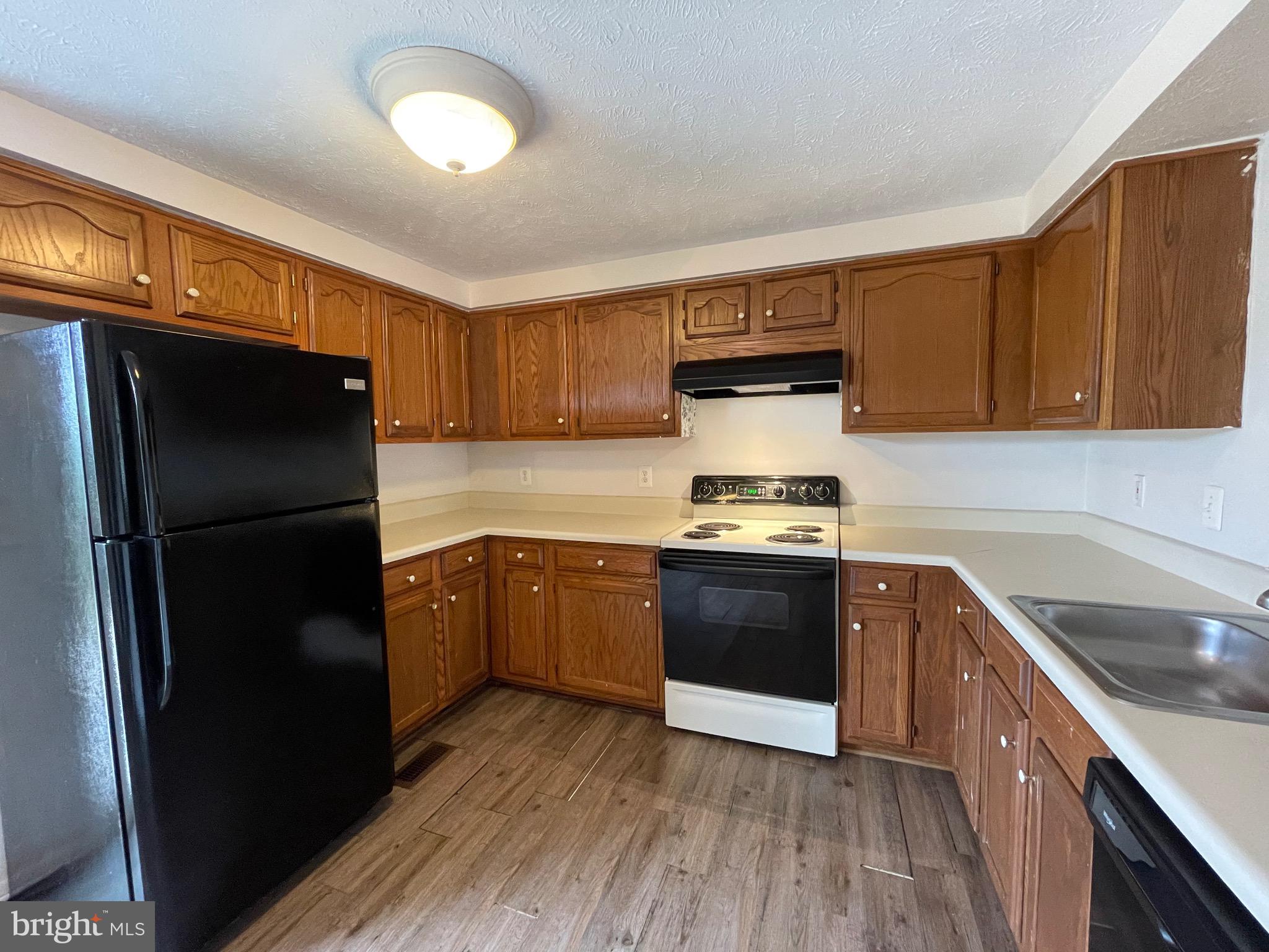 LIBERTY PLACE - Residential Lease