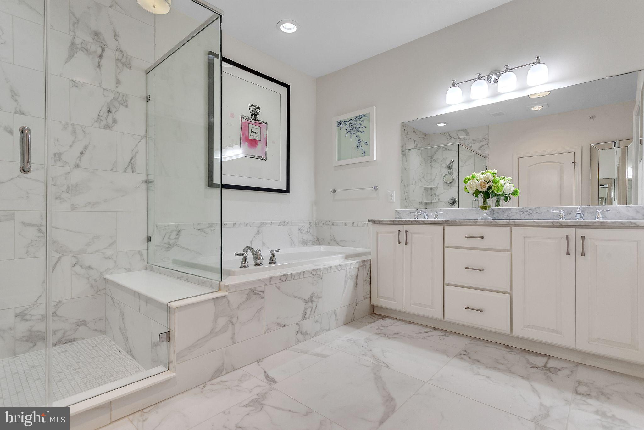 WALDEN SQUARE - Residential