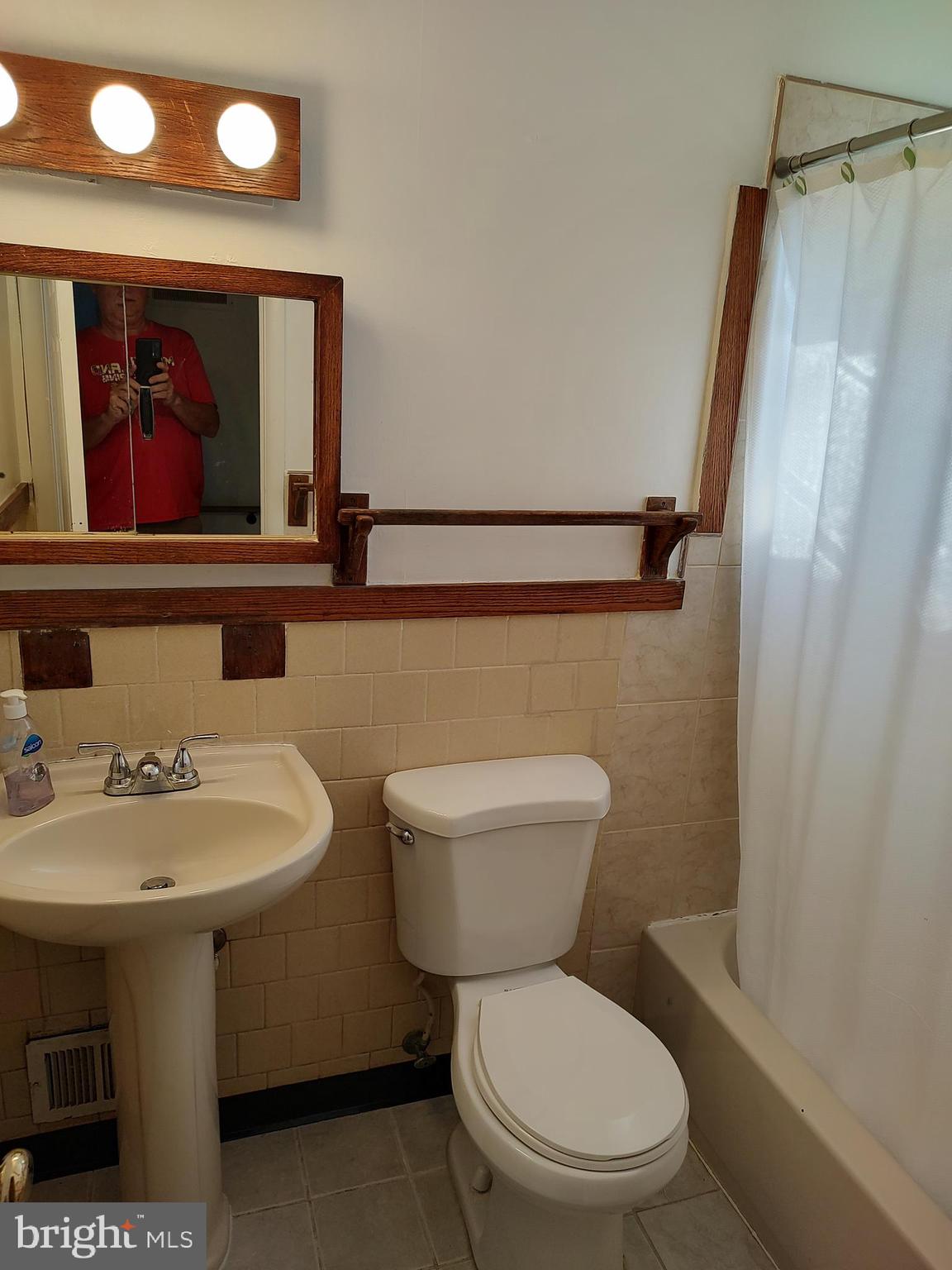 FAIRWAY - Residential