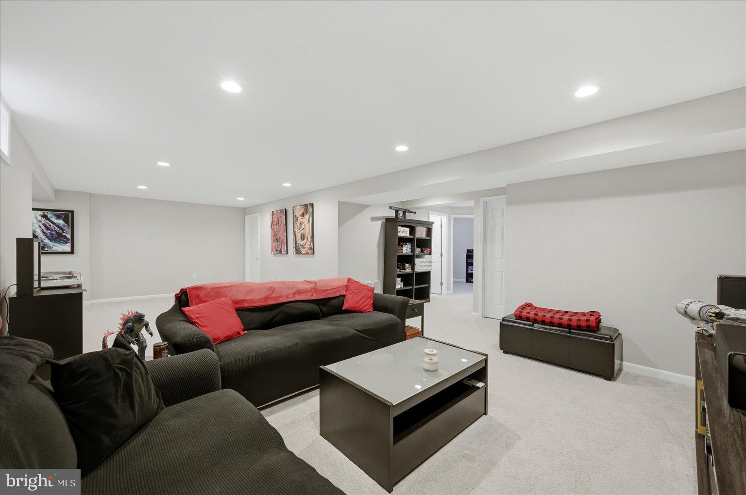 HUNTFIELD - Residential