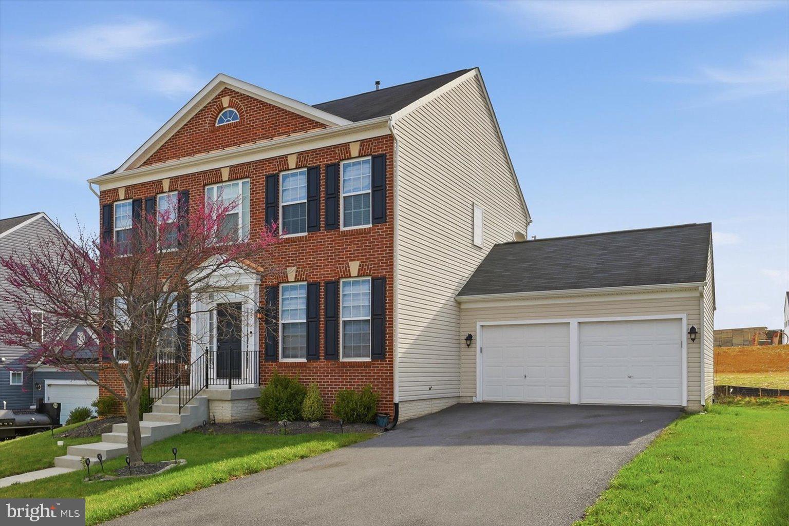 HUNTFIELD - Residential