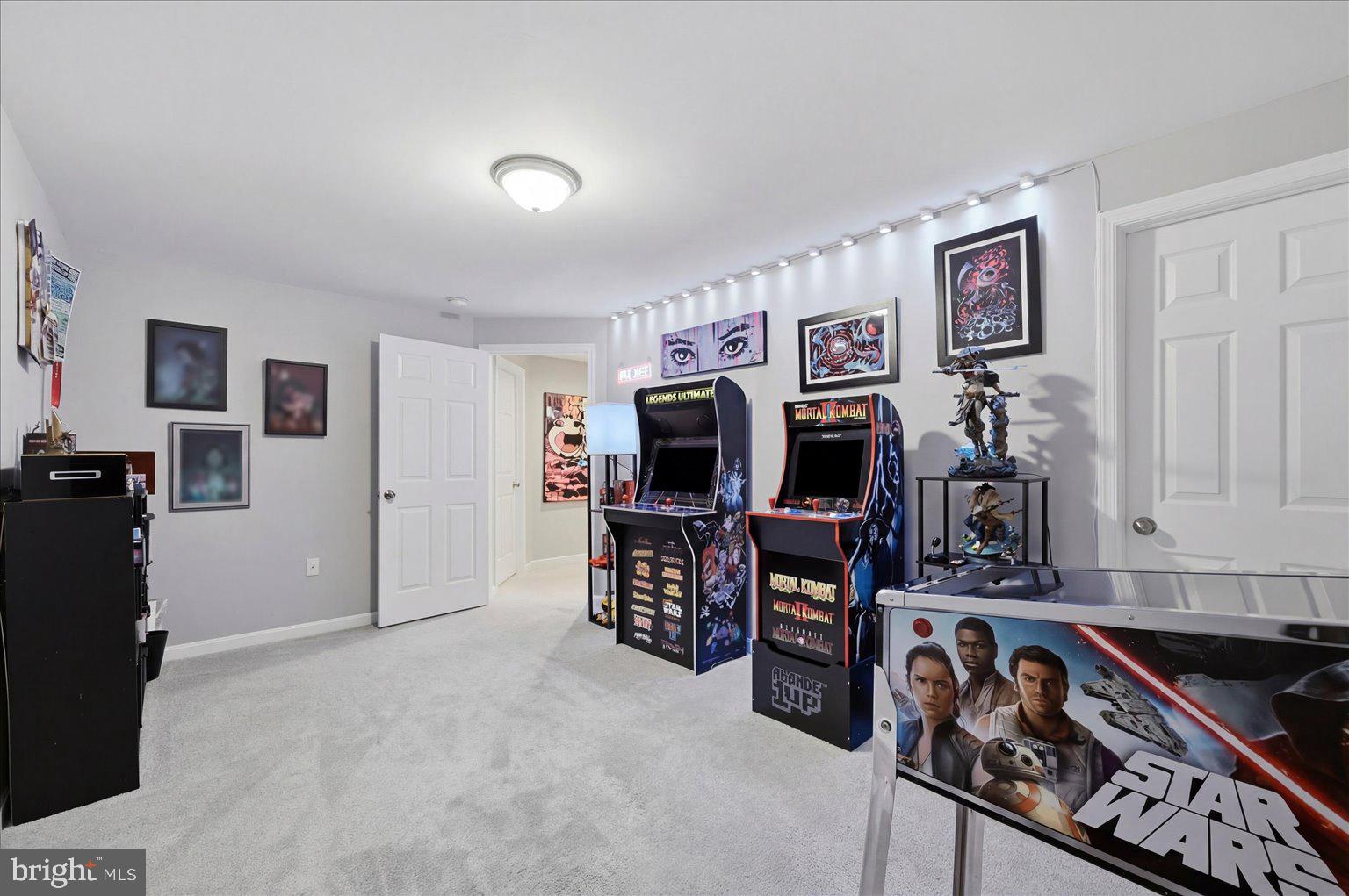 HUNTFIELD - Residential