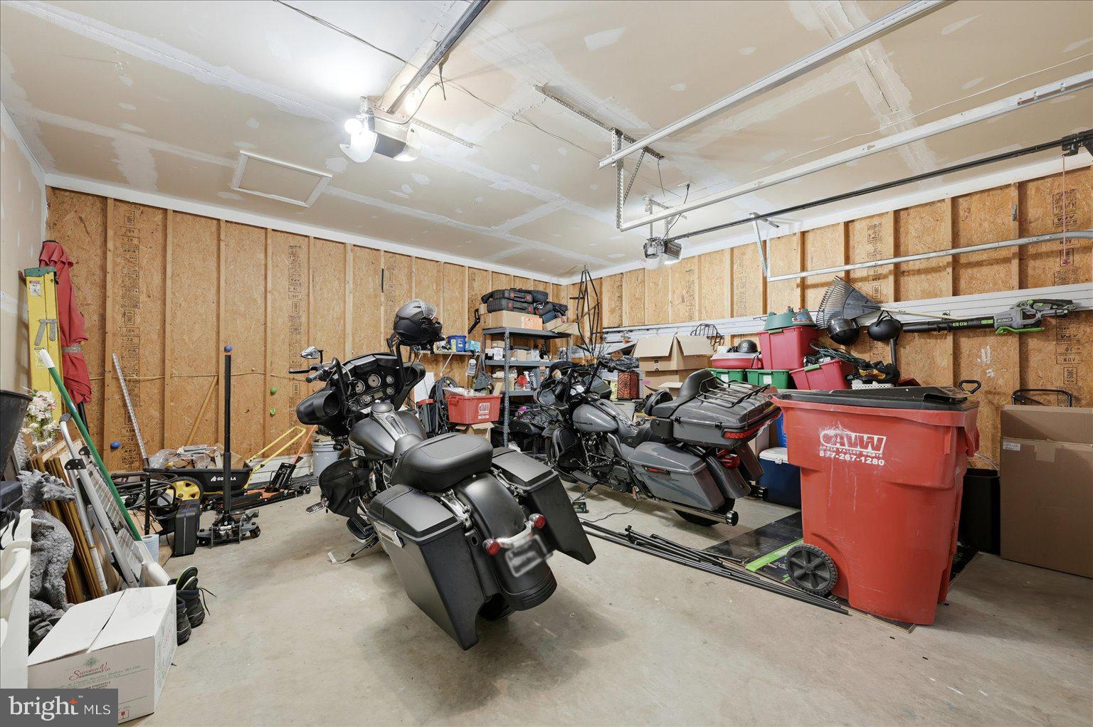 HUNTFIELD - Residential