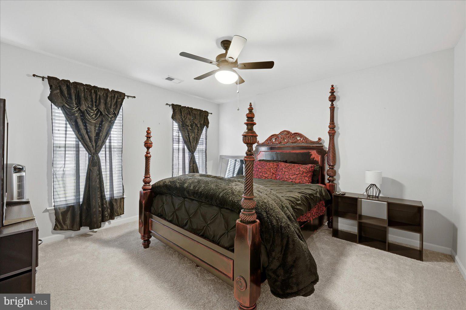 HUNTFIELD - Residential