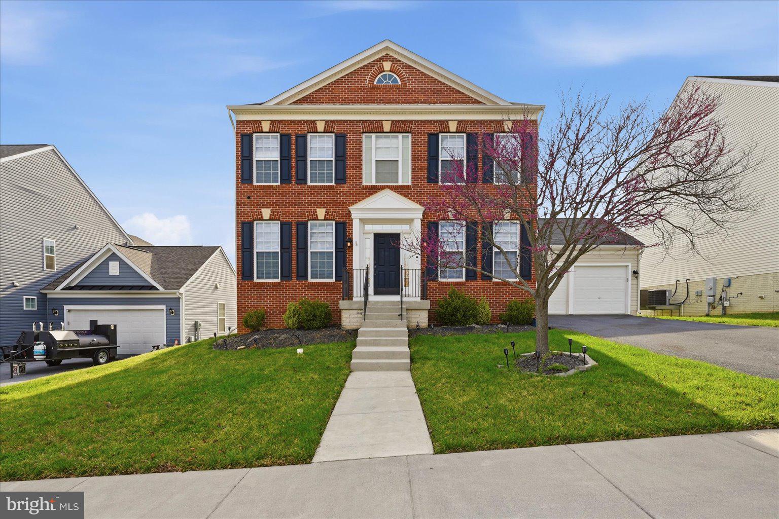 HUNTFIELD - Residential