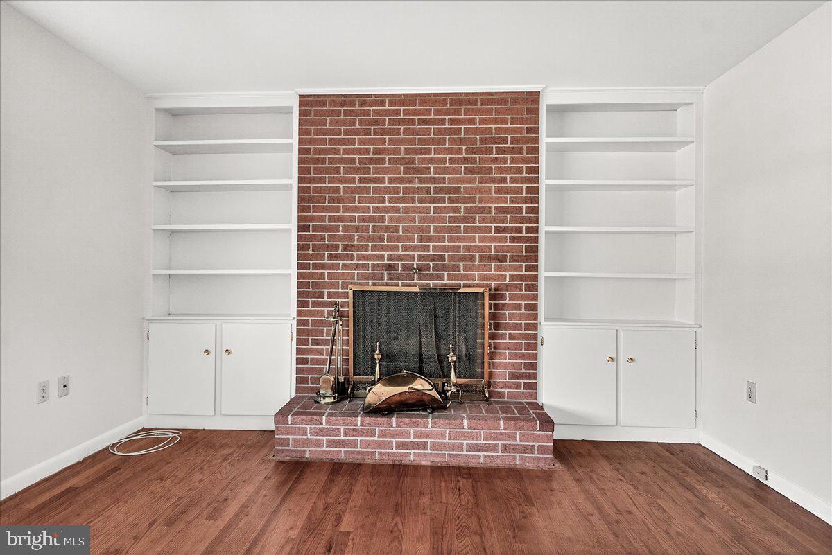 CLOVER HILL - Residential