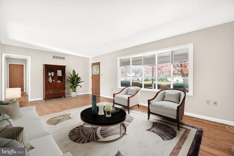 CLOVER HILL - Residential