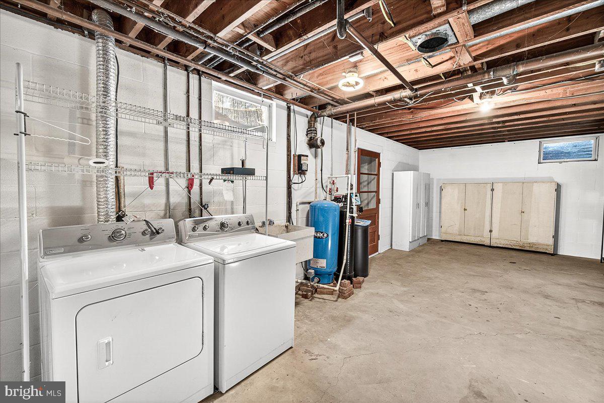 CLOVER HILL - Residential