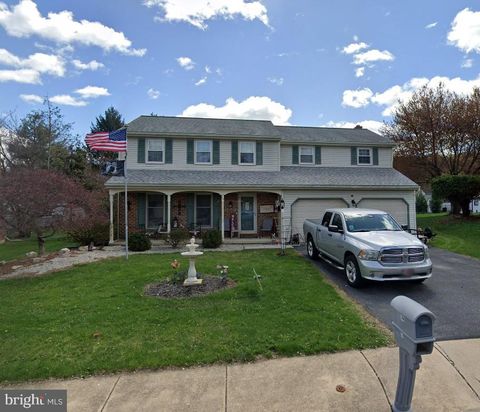 14 HAZELWOOD CIRCLE EPHRATA PA 17522