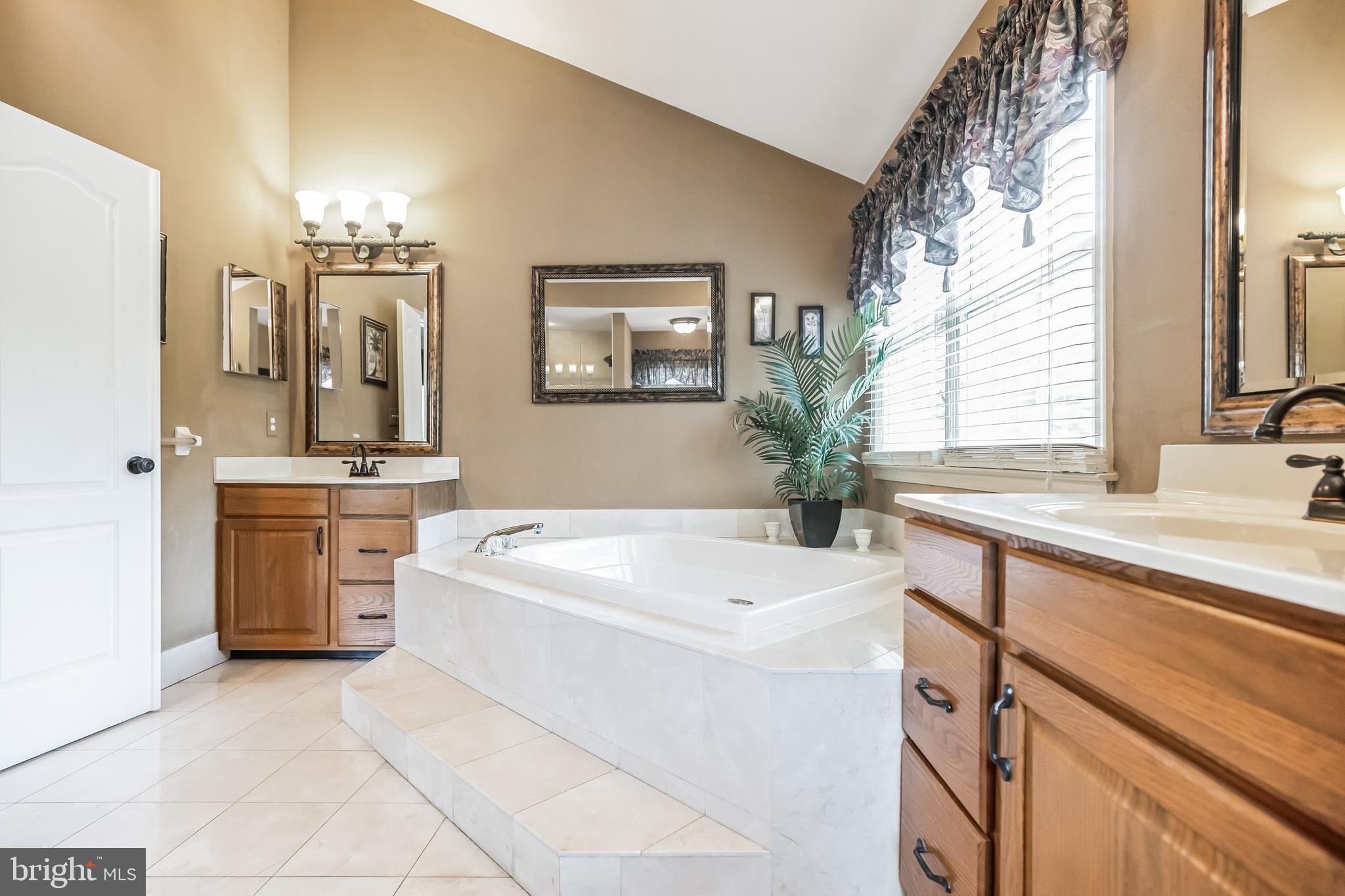 DEVONSHIRE - Residential