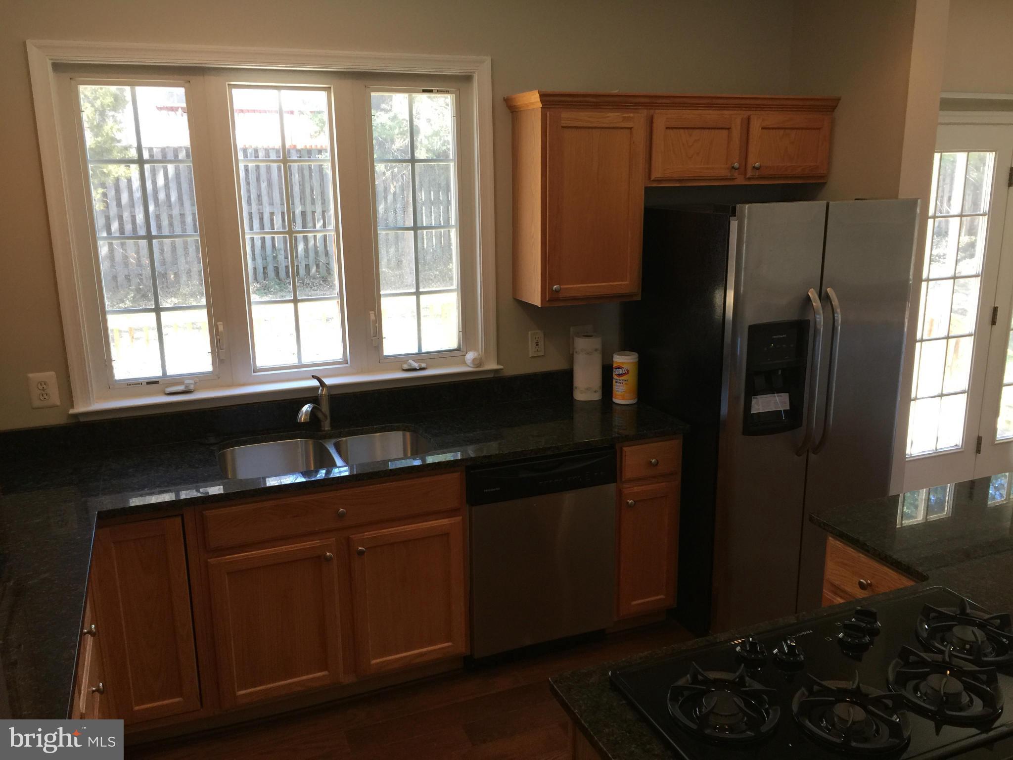 LAURIANNE WOODS - Residential