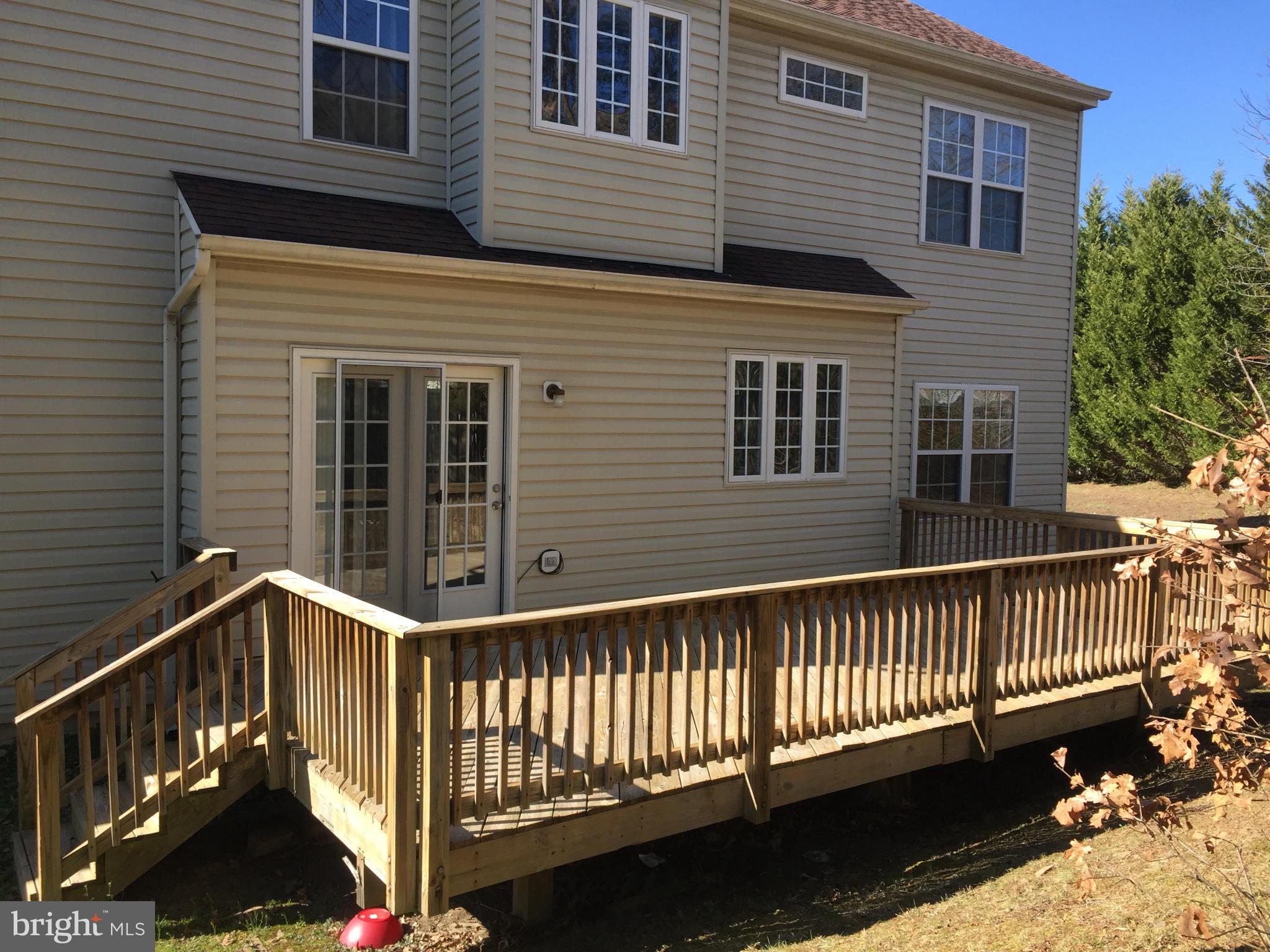 LAURIANNE WOODS - Residential