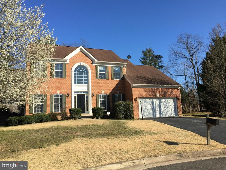 Amazing 4 Bedroom ,3.5 Bathroom and additional private room in the basement. New Stainless Steel appliances, granite counter top, carpet and hardwood flooring. Huge completely finished basement with wet bar and granite counter top with side private entrance. Large deck on the back.