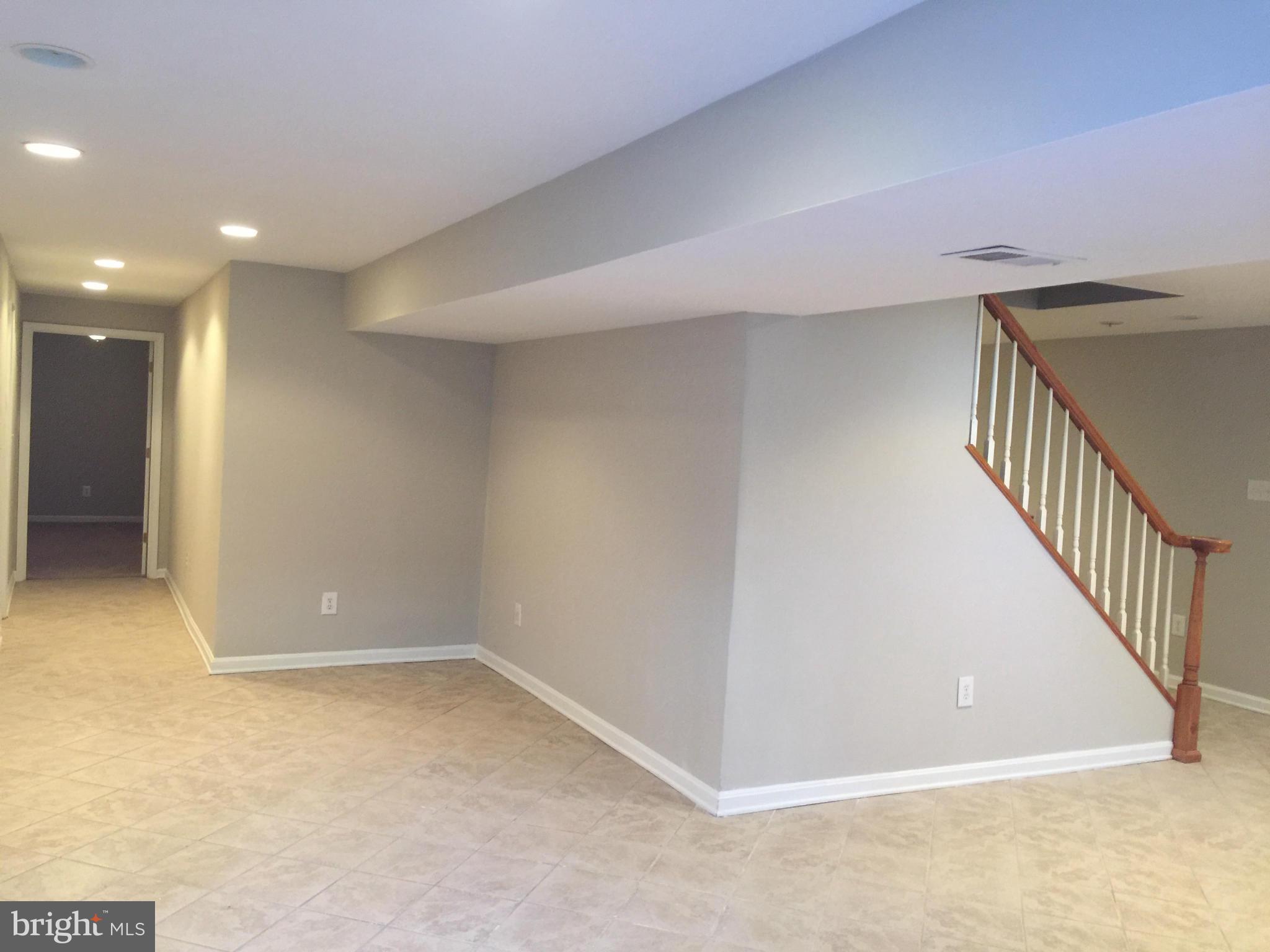 LAURIANNE WOODS - Residential