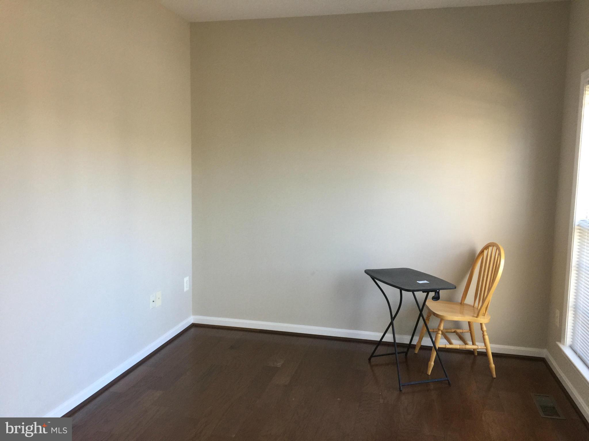 LAURIANNE WOODS - Residential