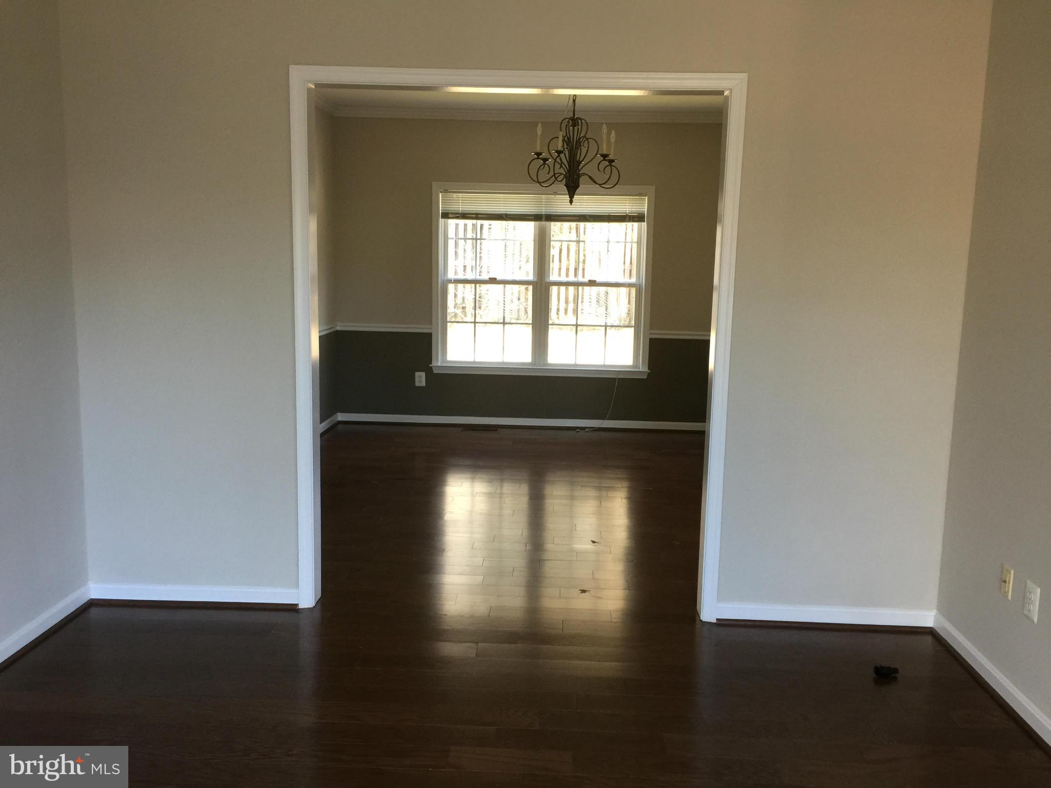 LAURIANNE WOODS - Residential