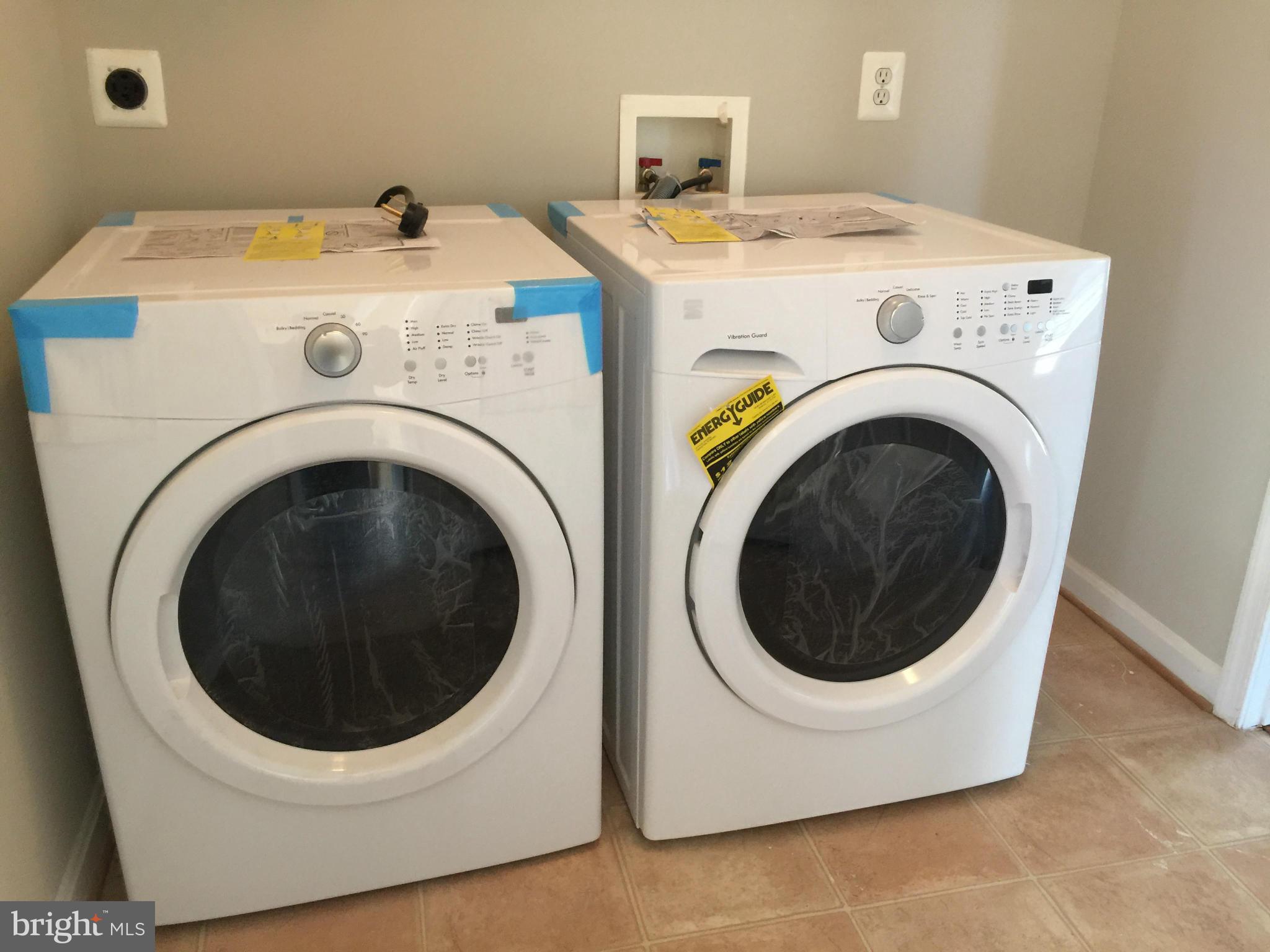 LAURIANNE WOODS - Residential