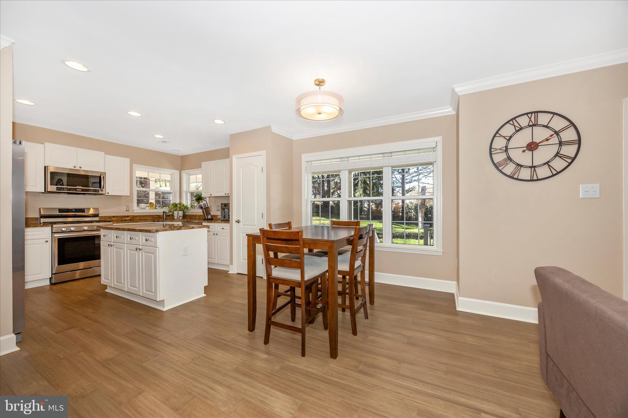 SPRING RIDGE - Residential