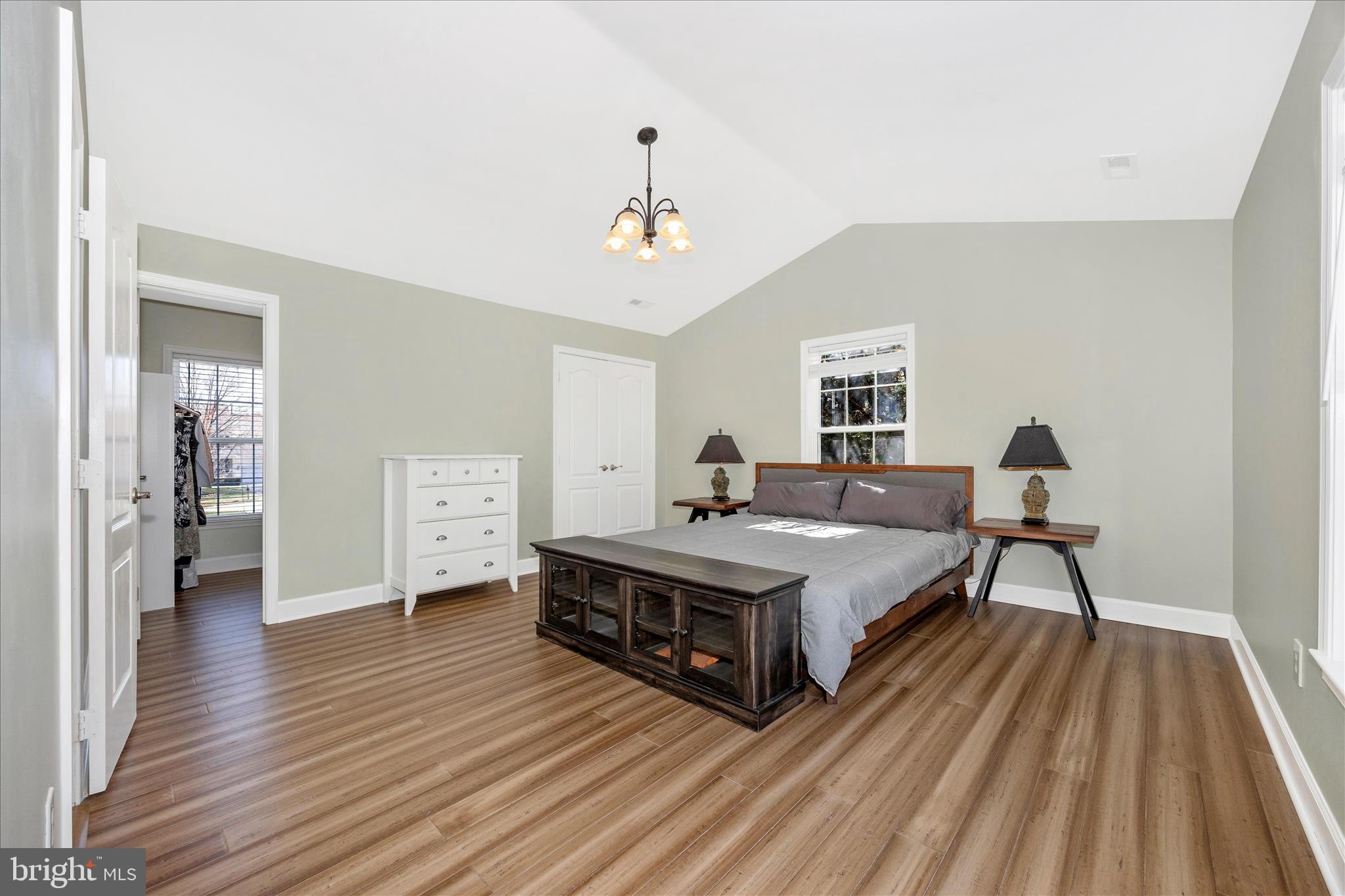 SPRING RIDGE - Residential