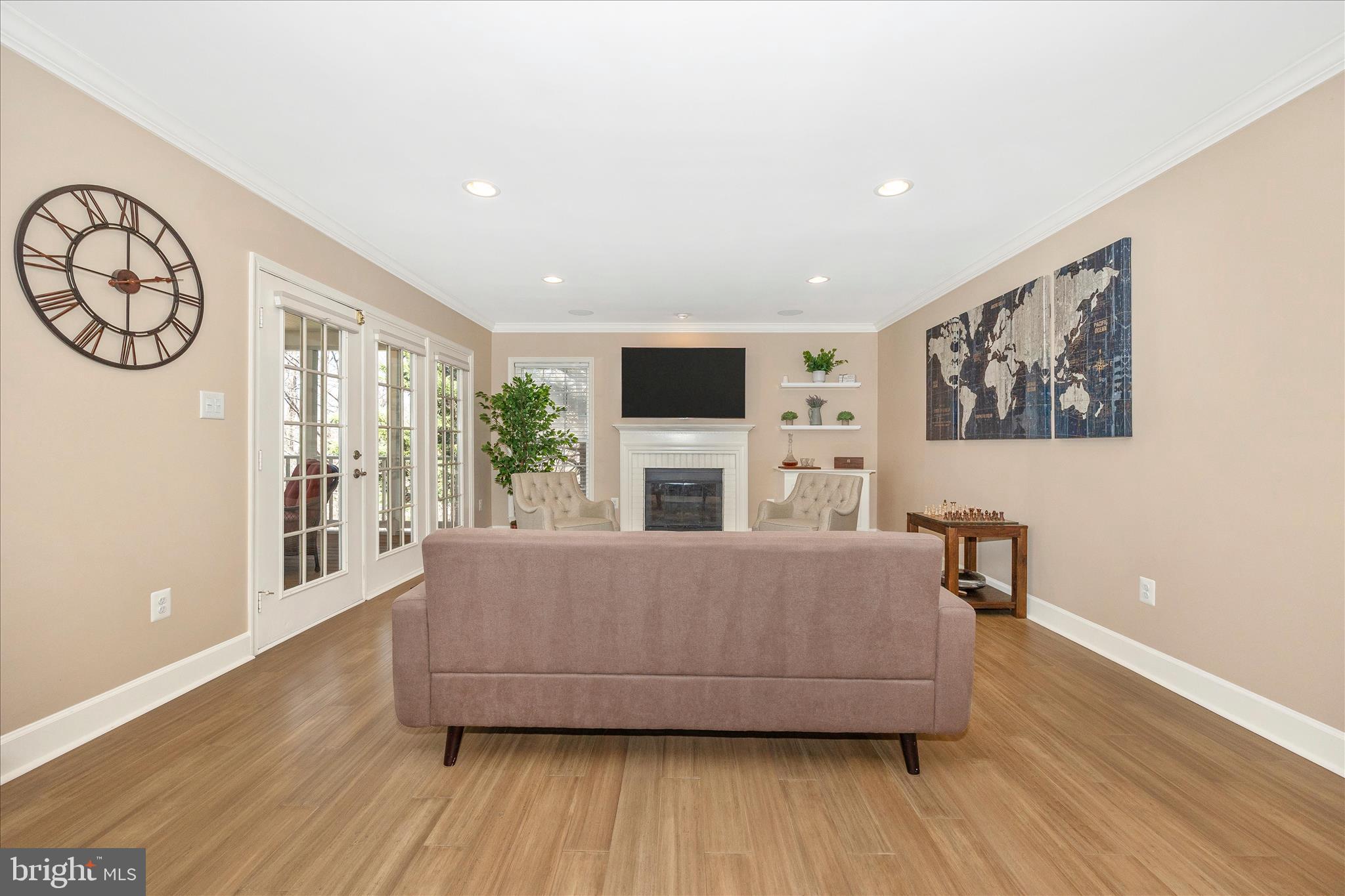 SPRING RIDGE - Residential