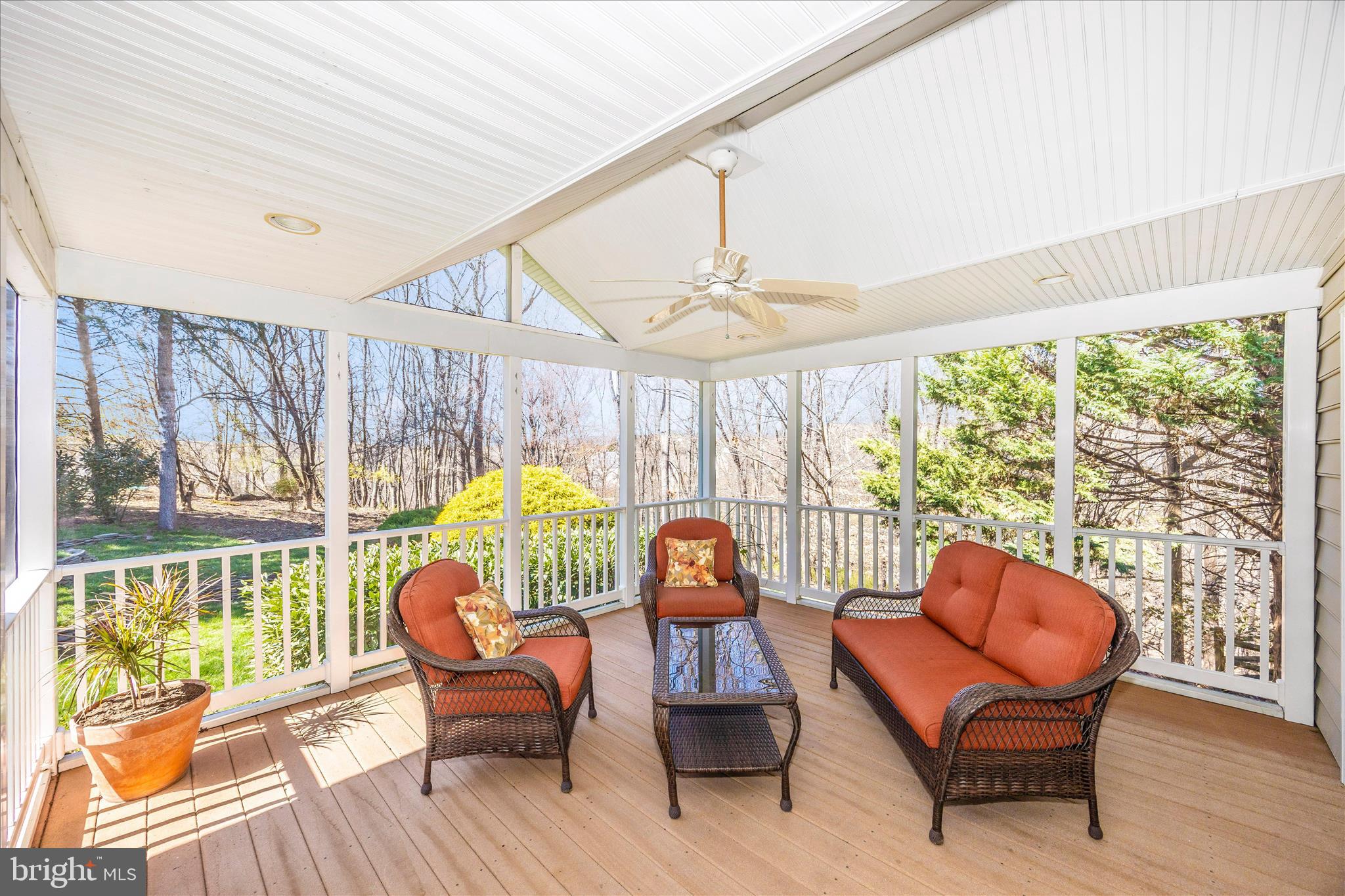 SPRING RIDGE - Residential