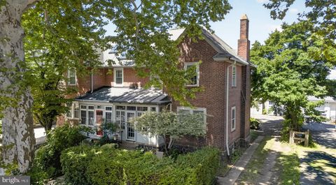 Townhouse For Sale - 13 S Sycamore Street<br/> WILMINGTON, DE 19805